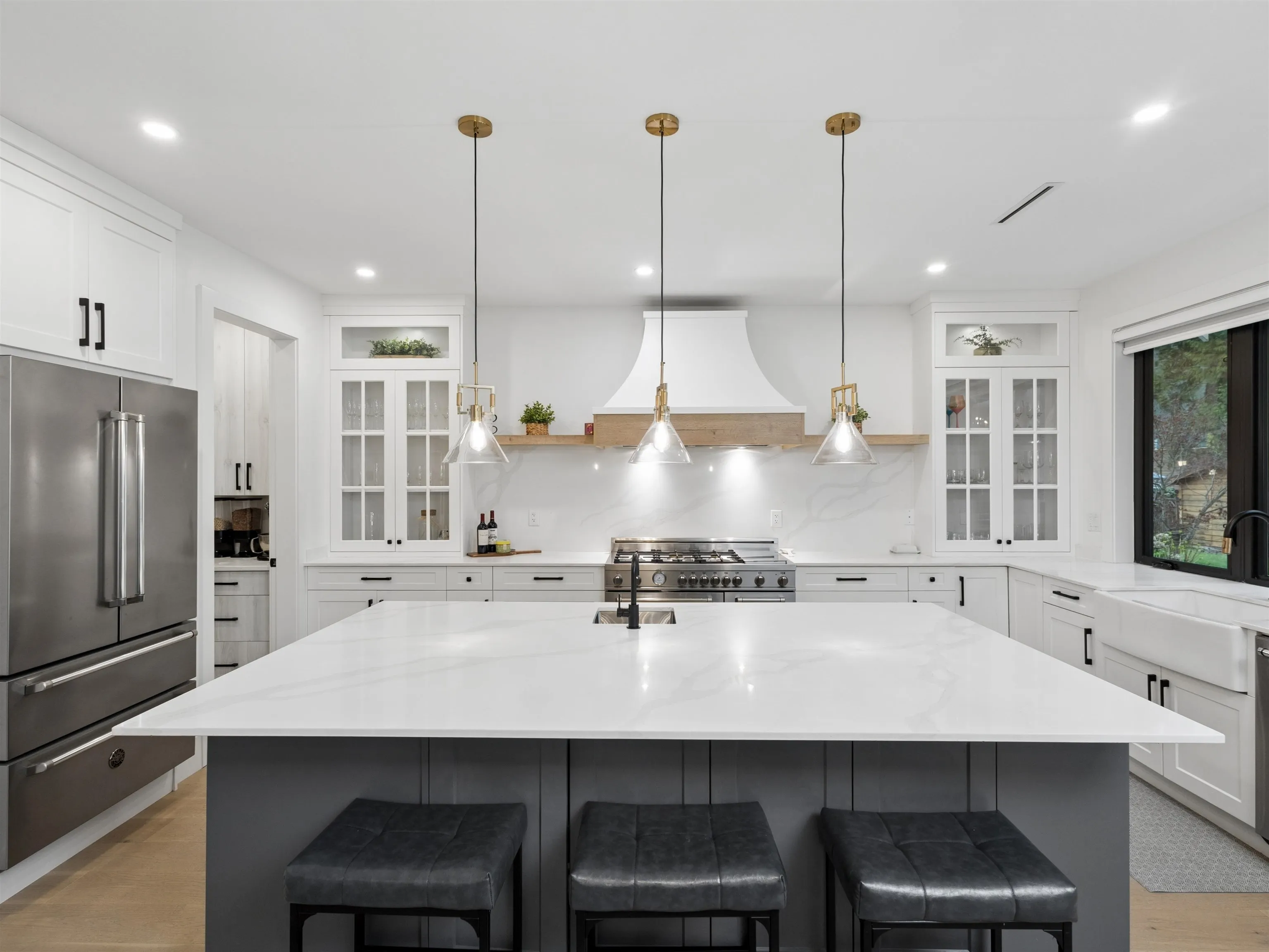 1260 Plateau Drive