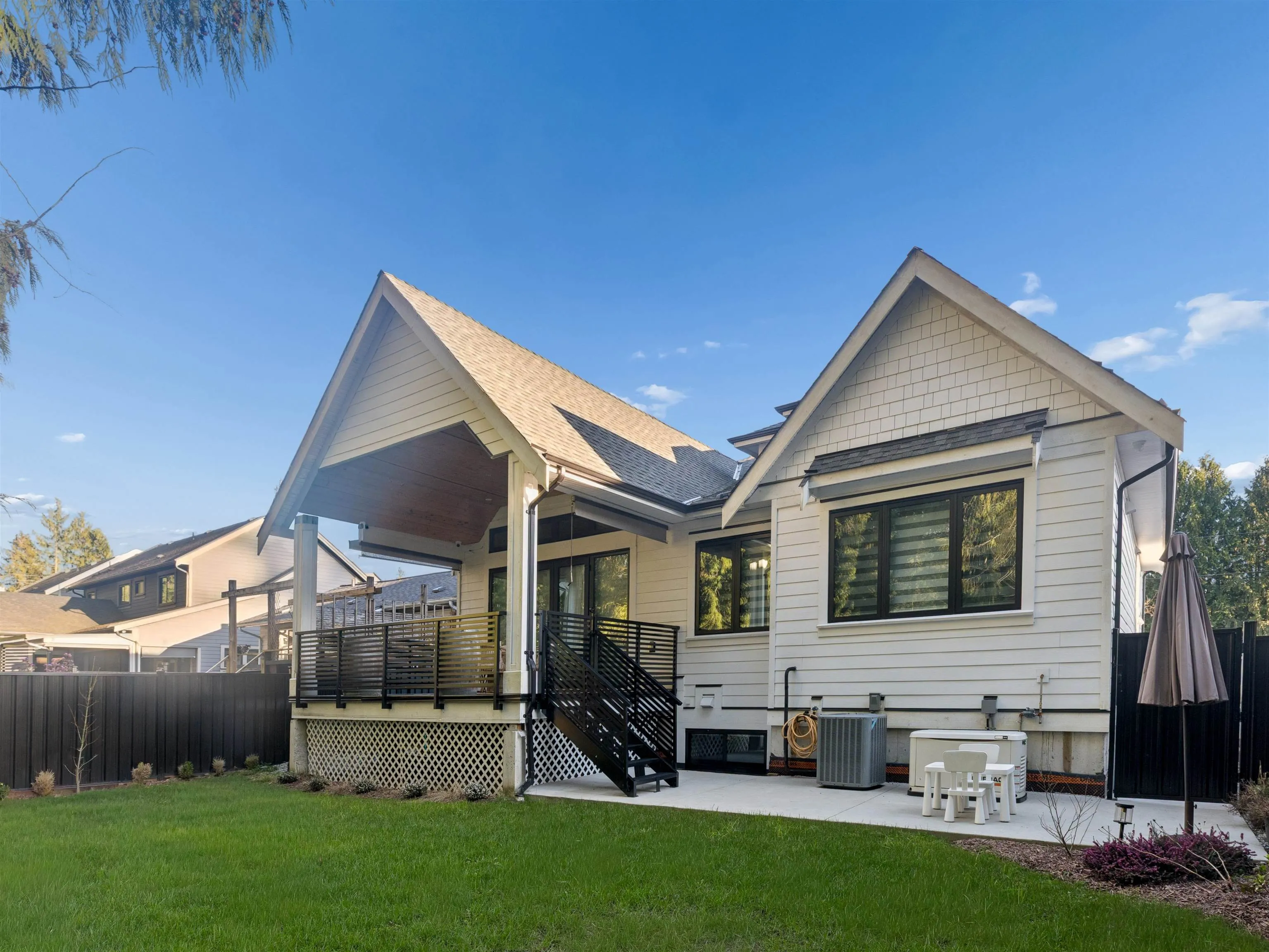 1260 Plateau Drive