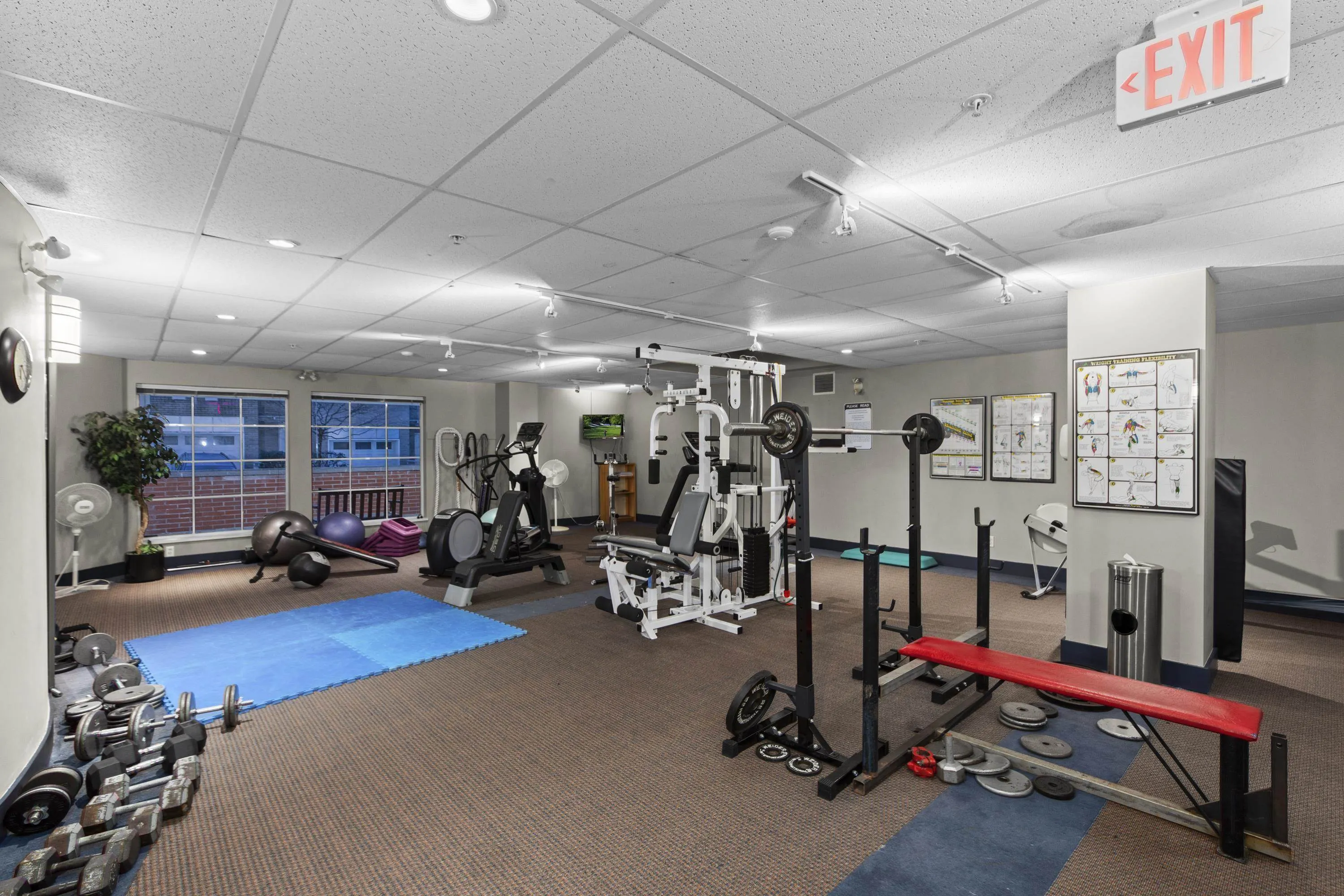 147 E 1st Street #413