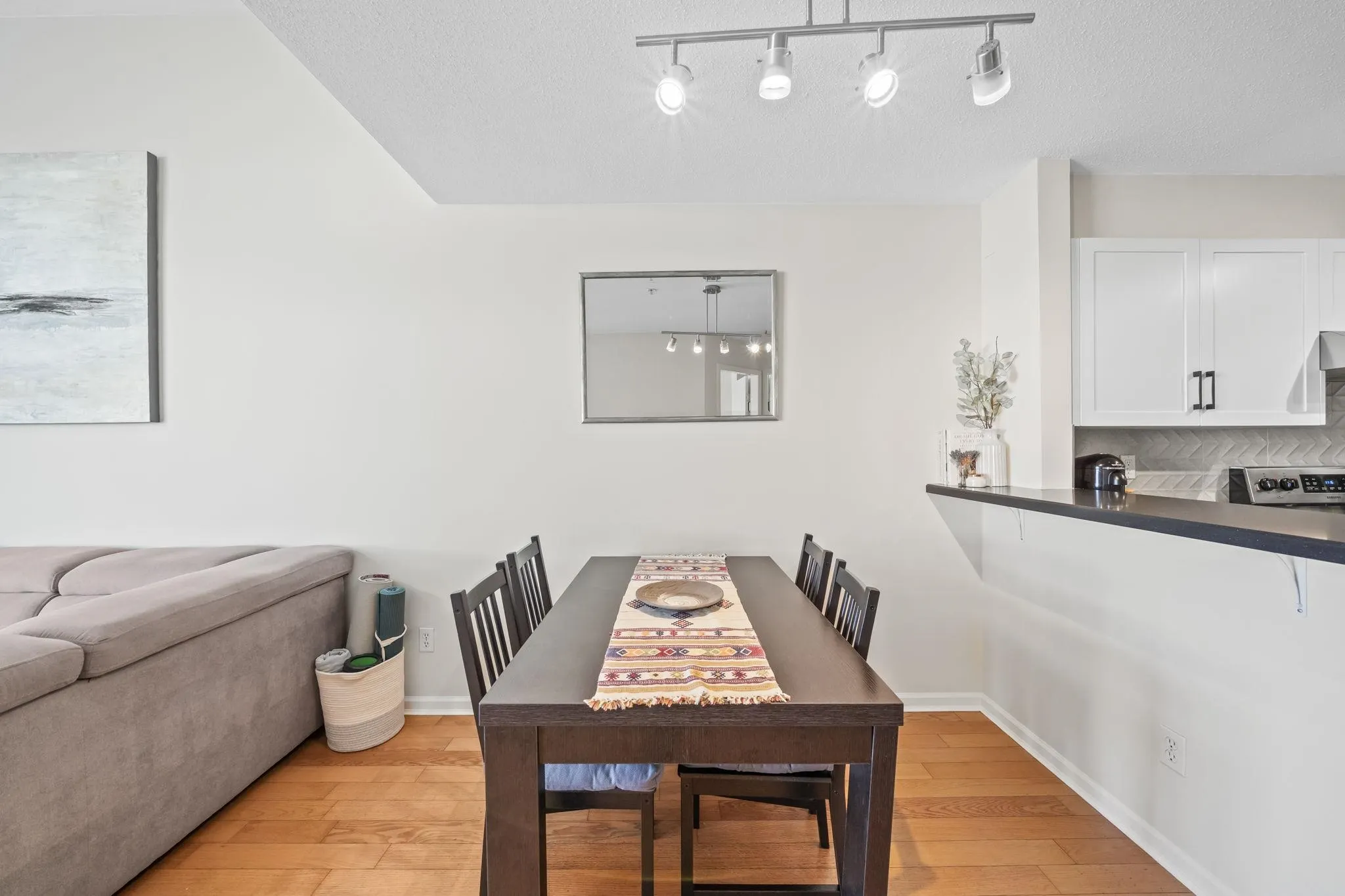 147 E 1st Street #413
