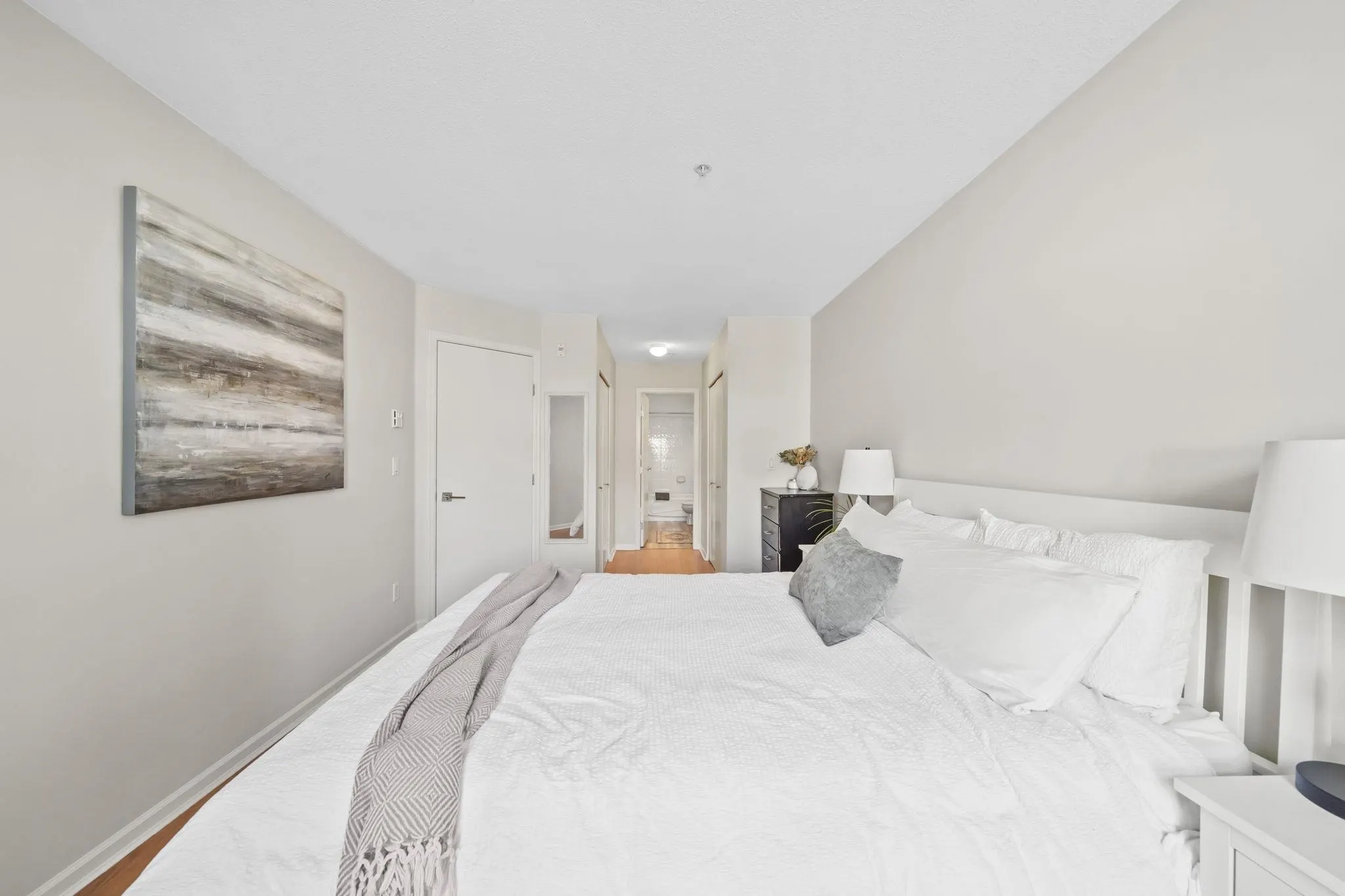 147 E 1st Street #413