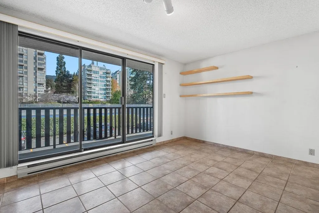1465 Clyde Avenue