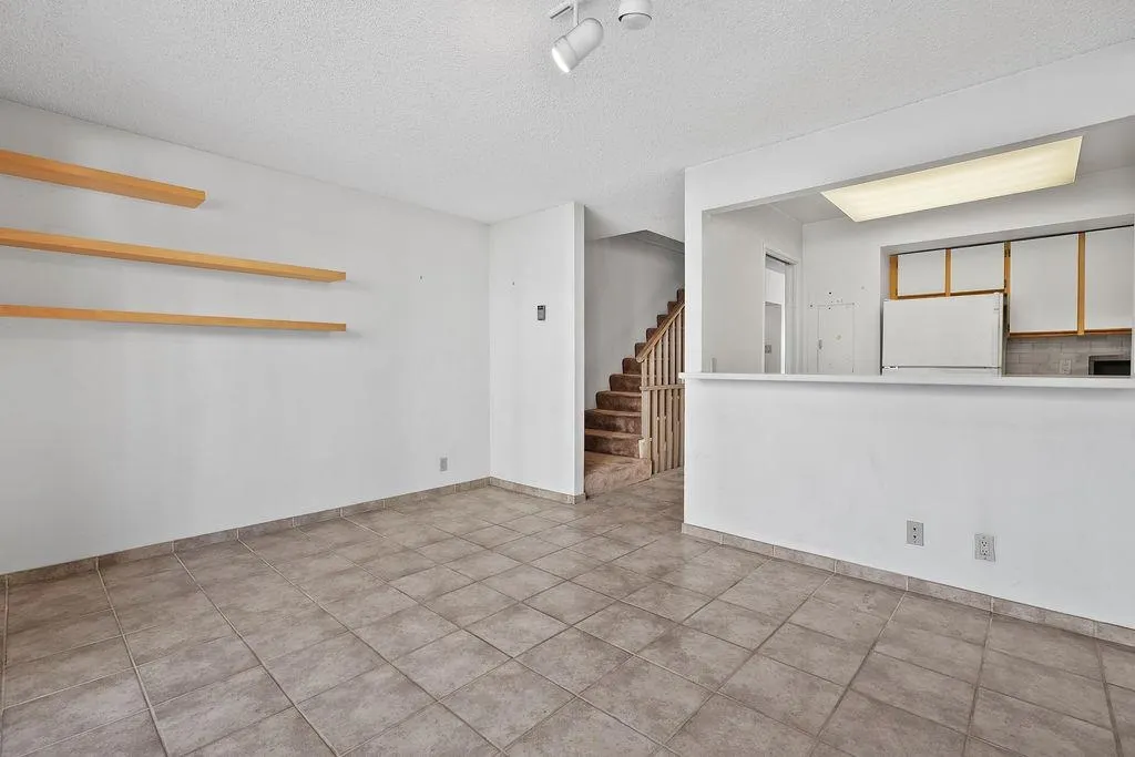 1465 Clyde Avenue