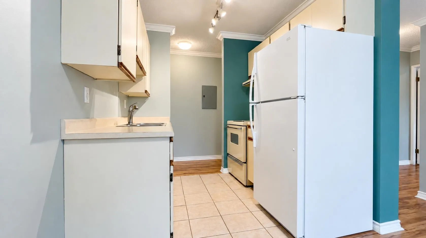 1195 Pipeline Road #213