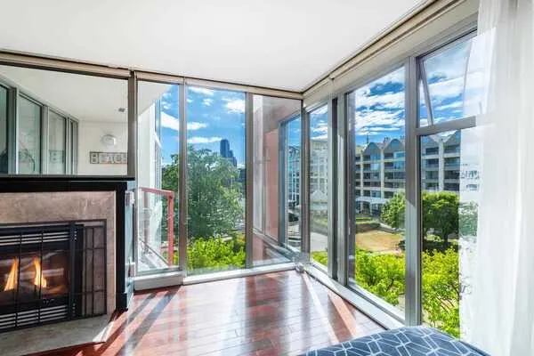 990 Beach Avenue #503