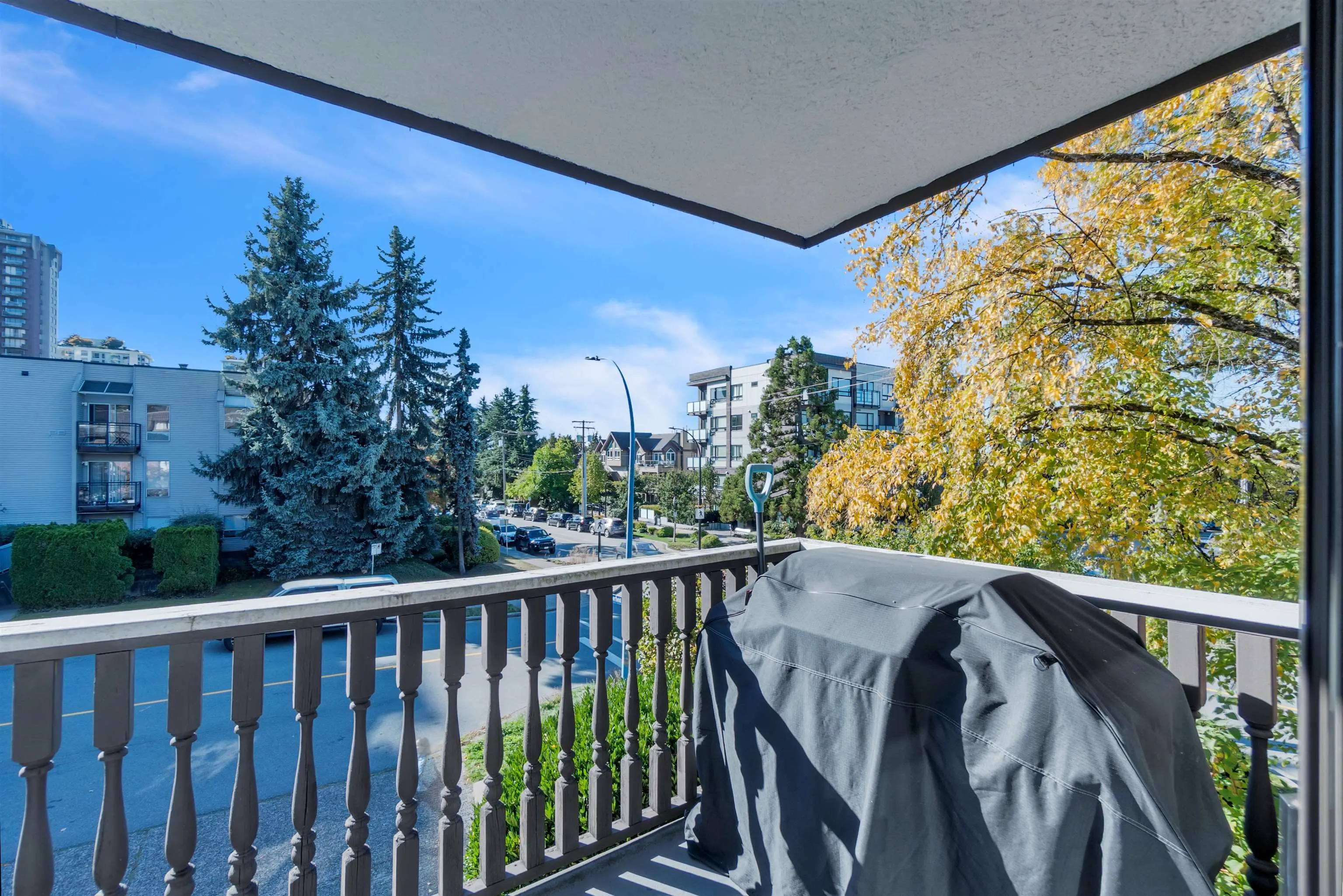 1610 Chesterfield Avenue #205