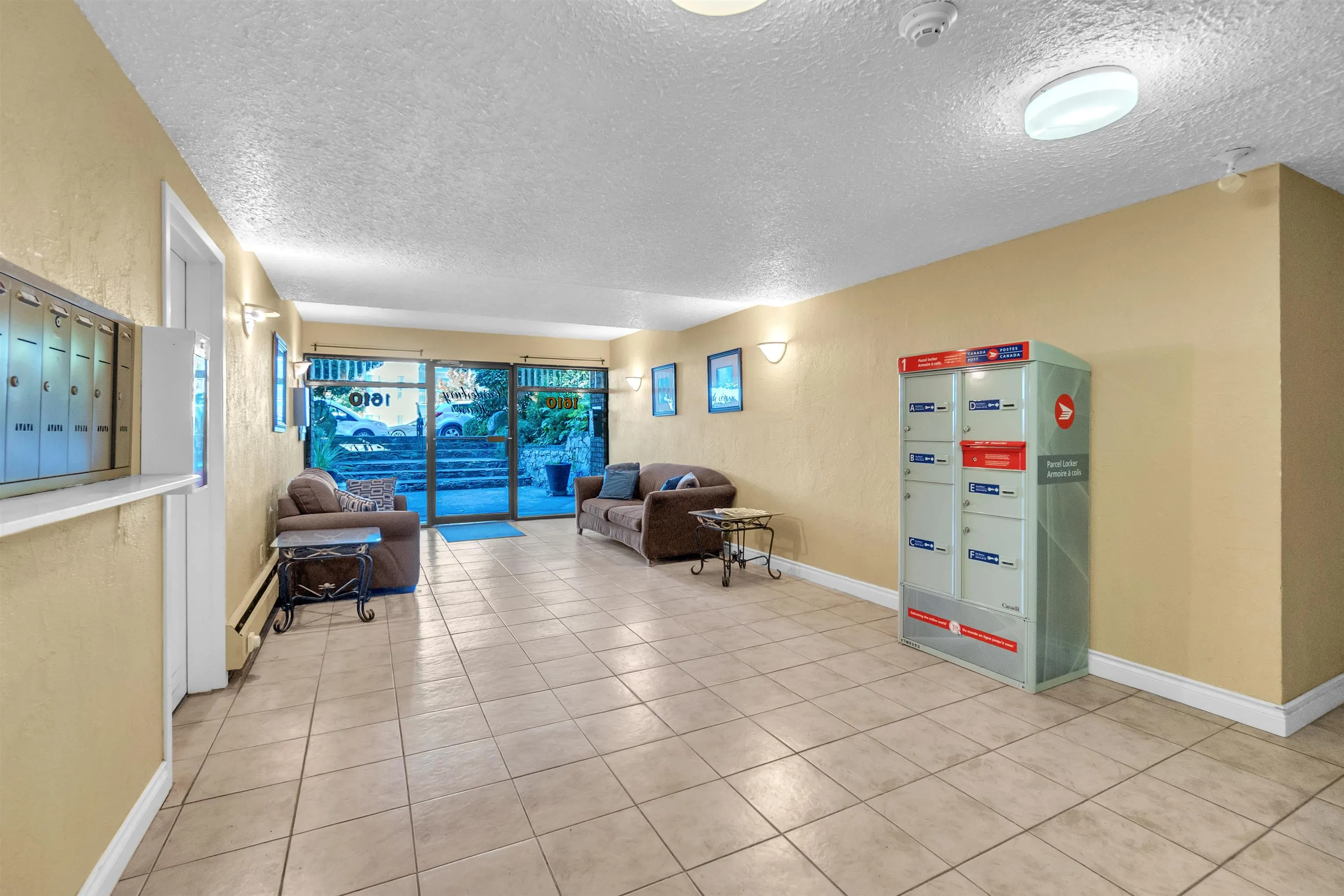 1610 Chesterfield Avenue #205