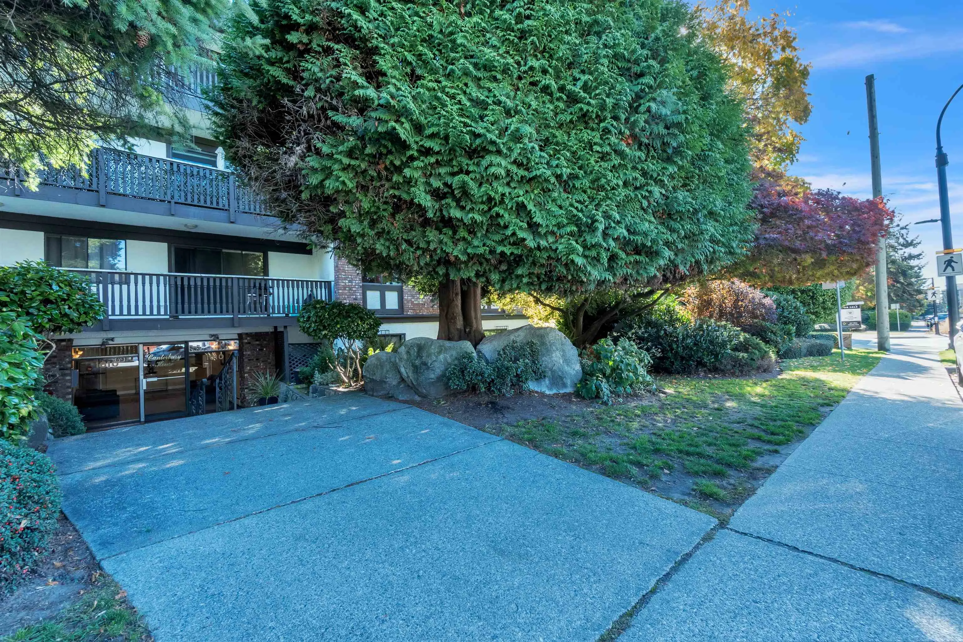 1610 Chesterfield Avenue #205