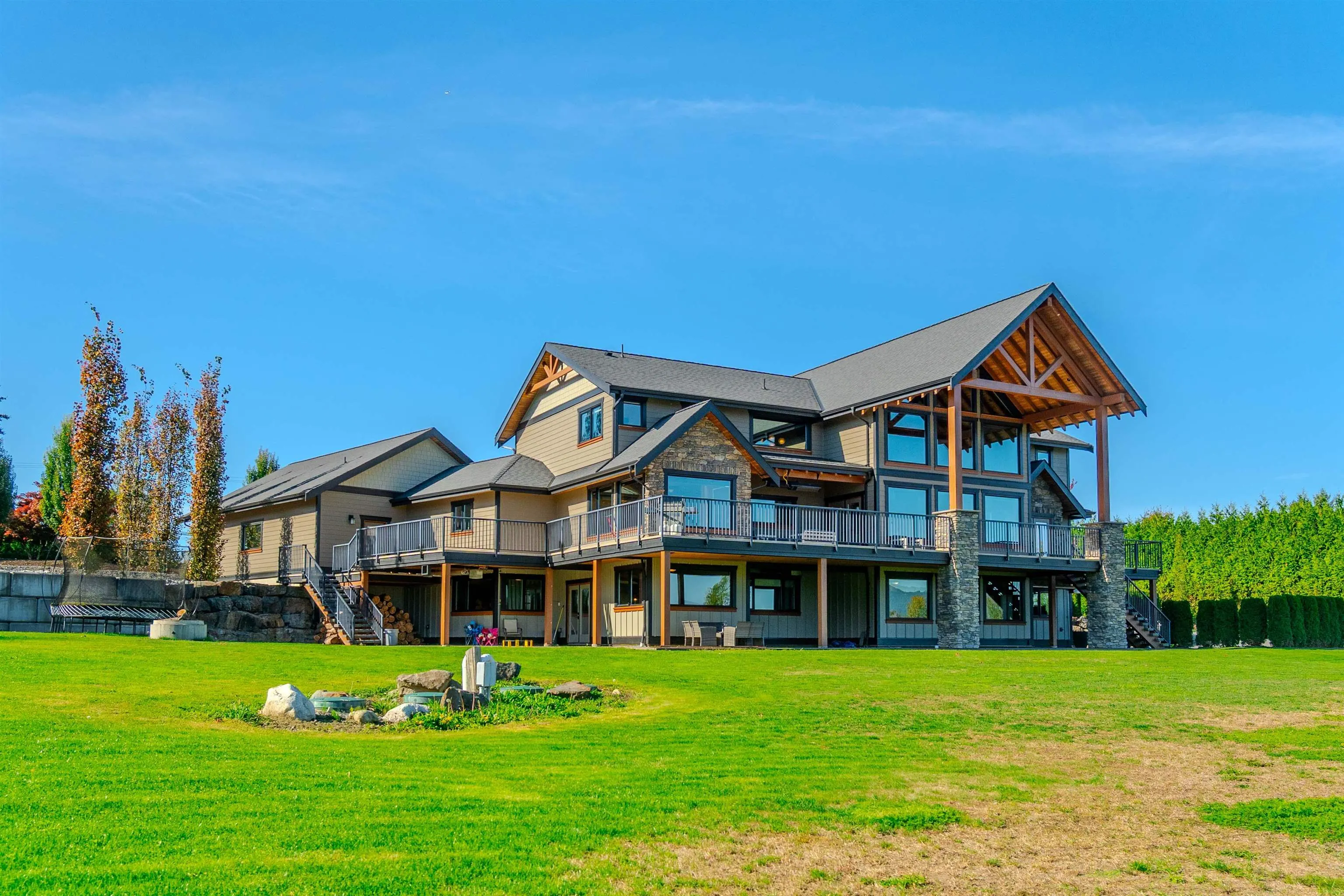 7460 Bradner Road