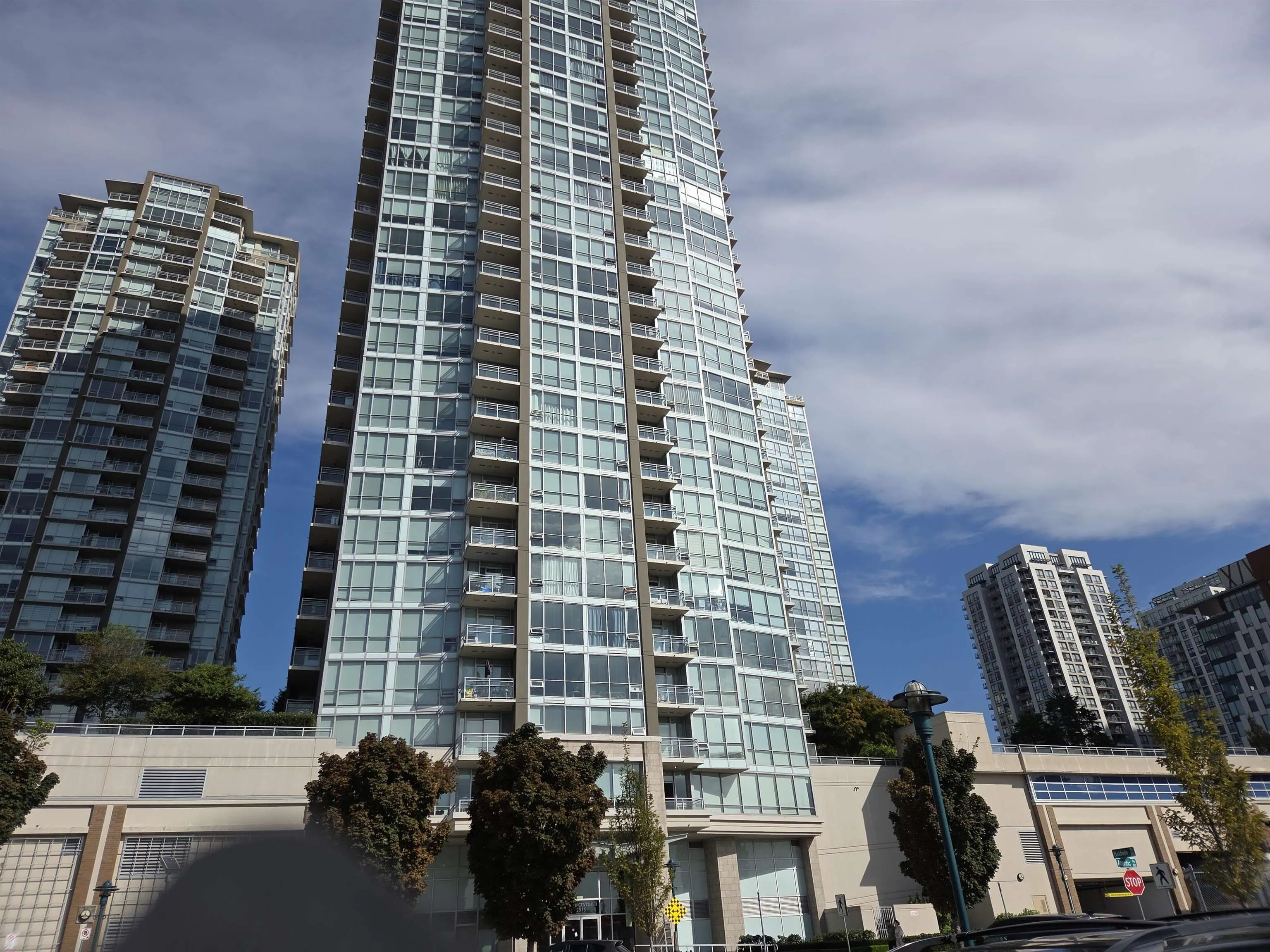 2975 Atlantic Avenue #1008