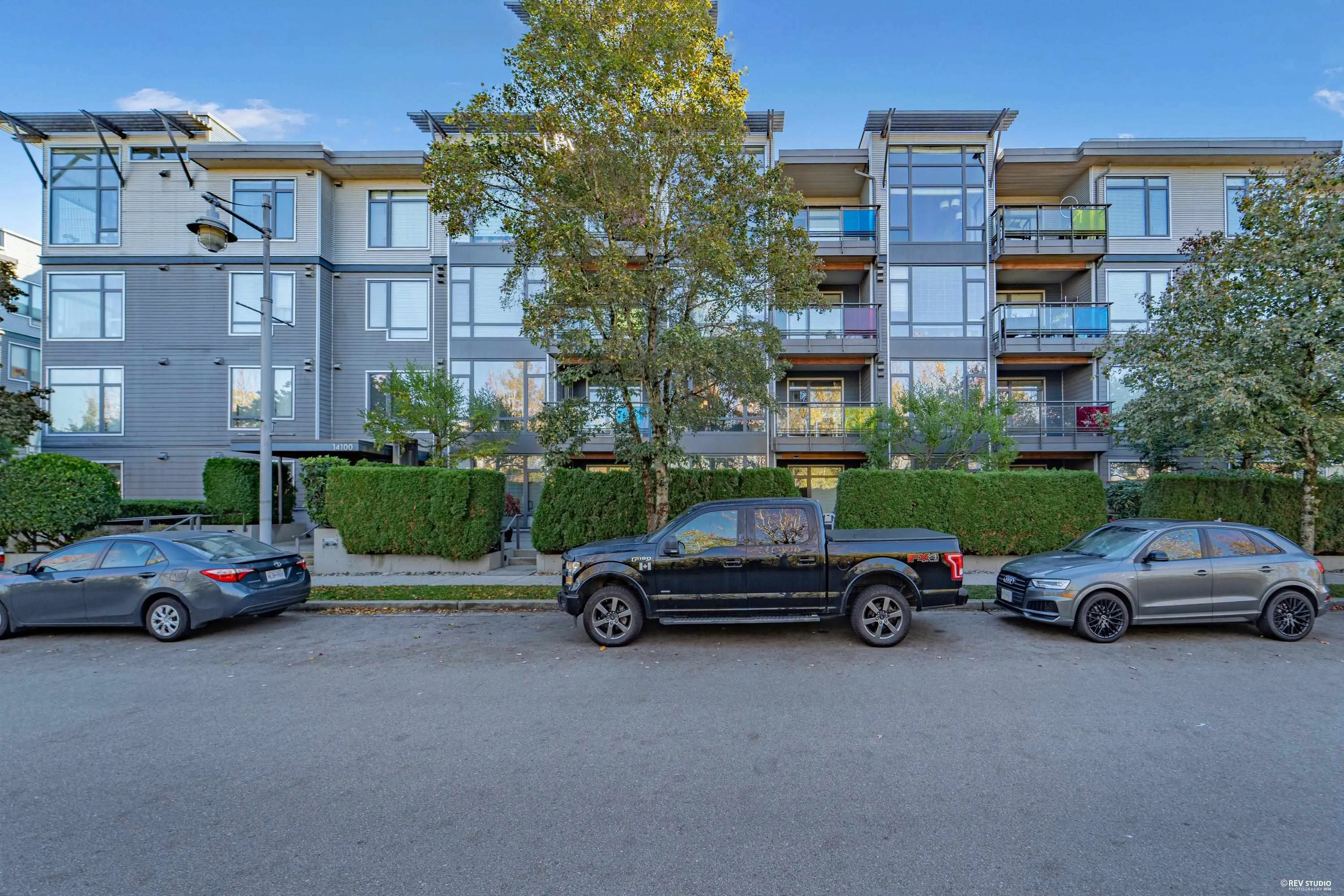 14100 Riverport Way #404