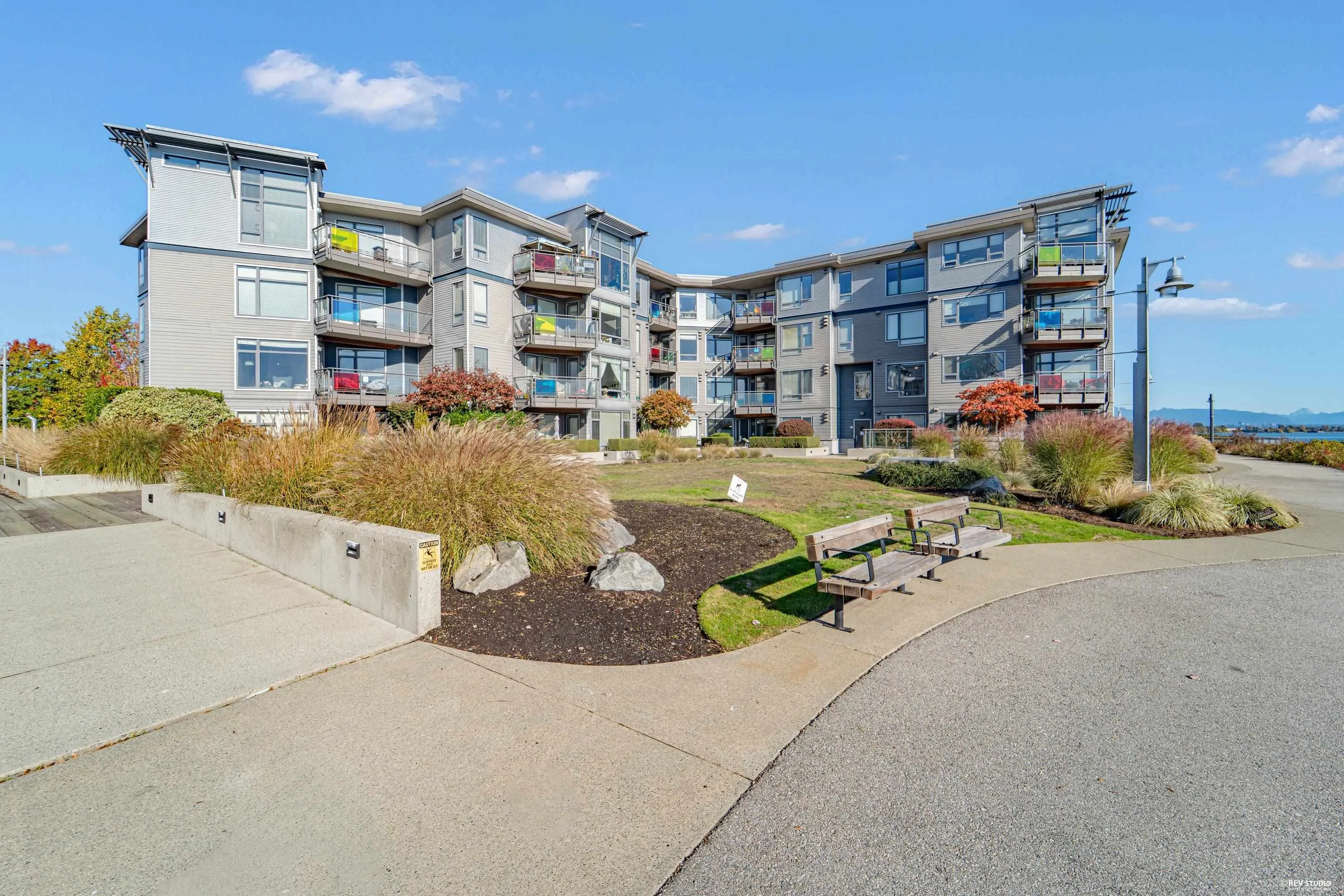 14100 Riverport Way #404