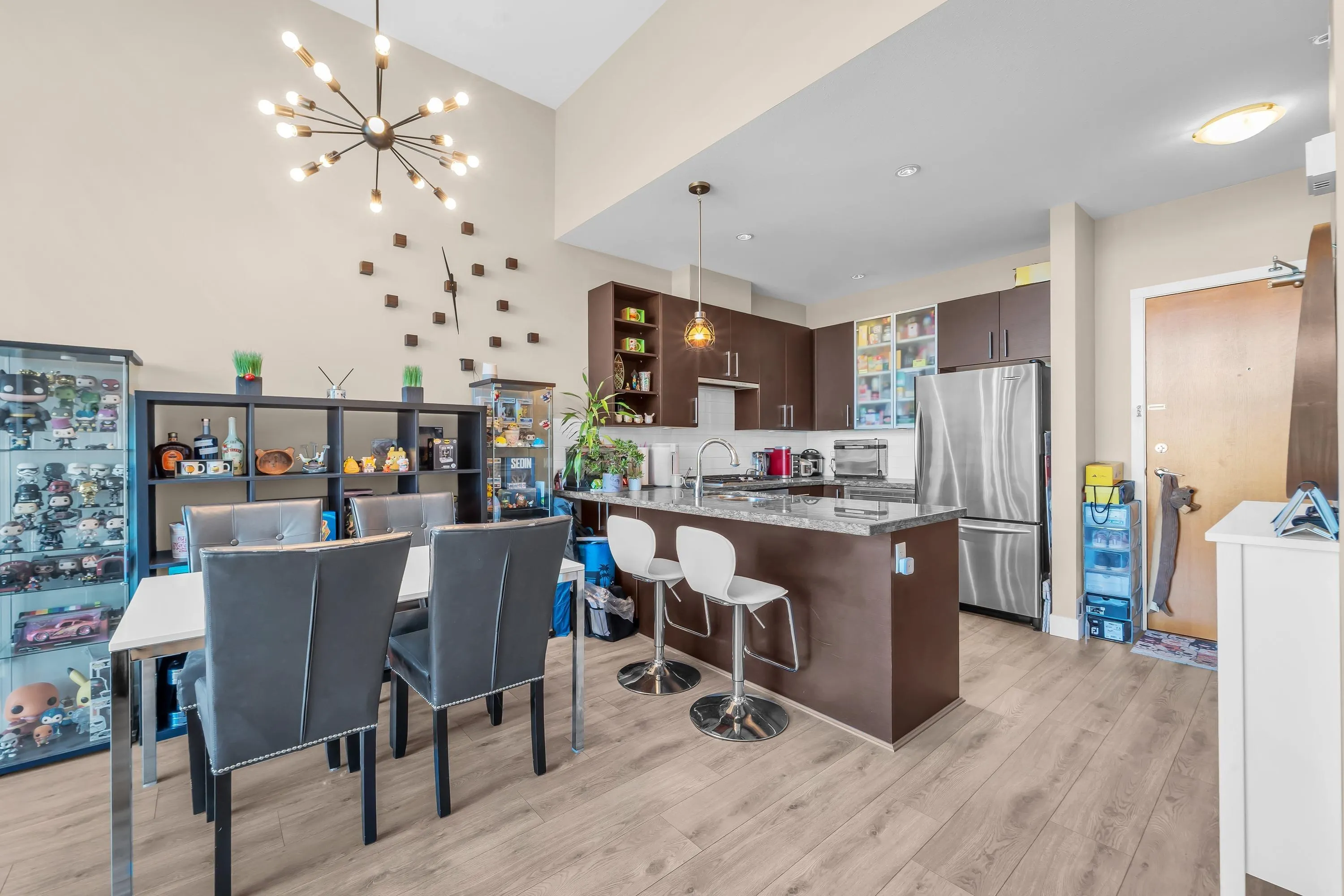 14100 Riverport Way #404