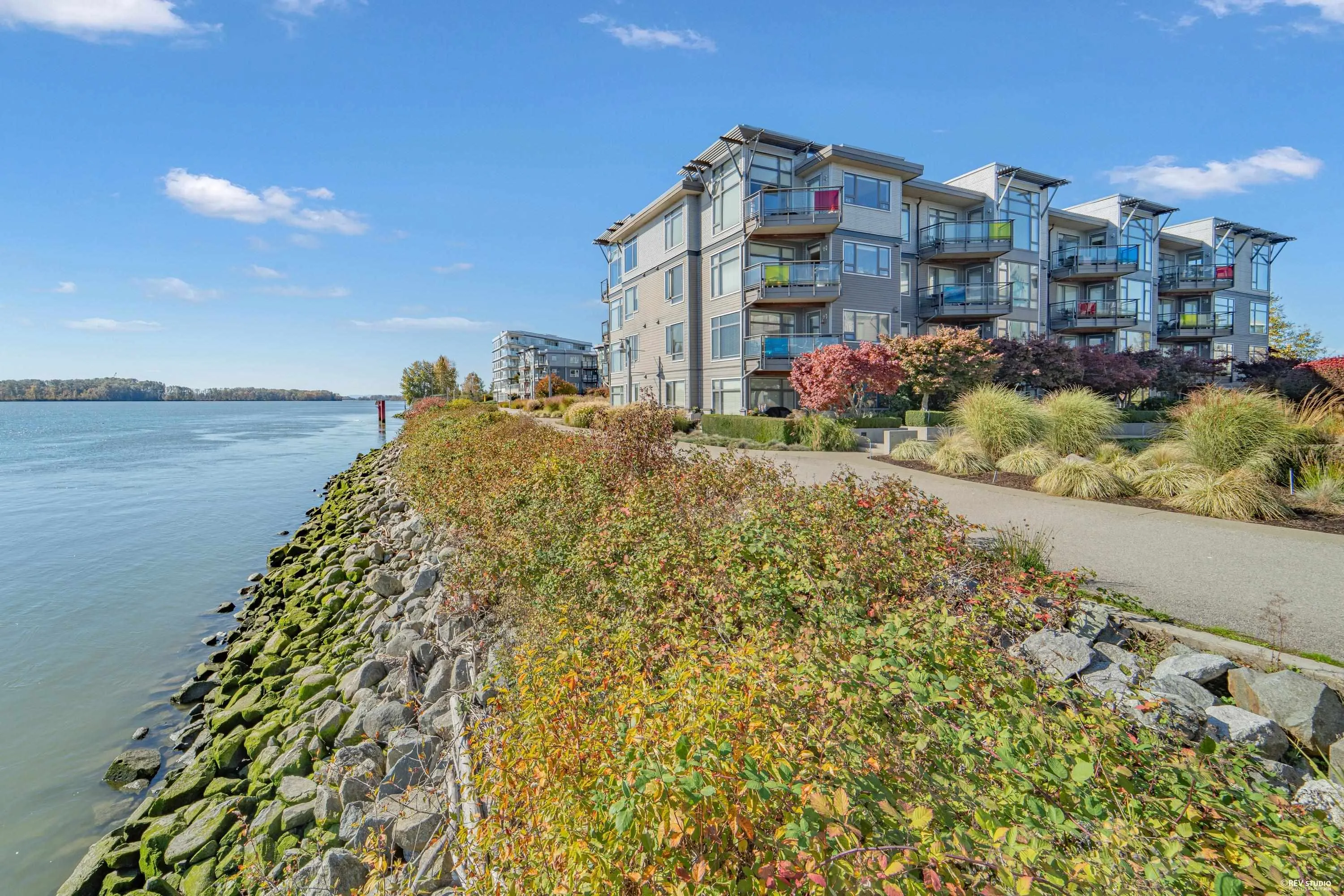 14100 Riverport Way #404