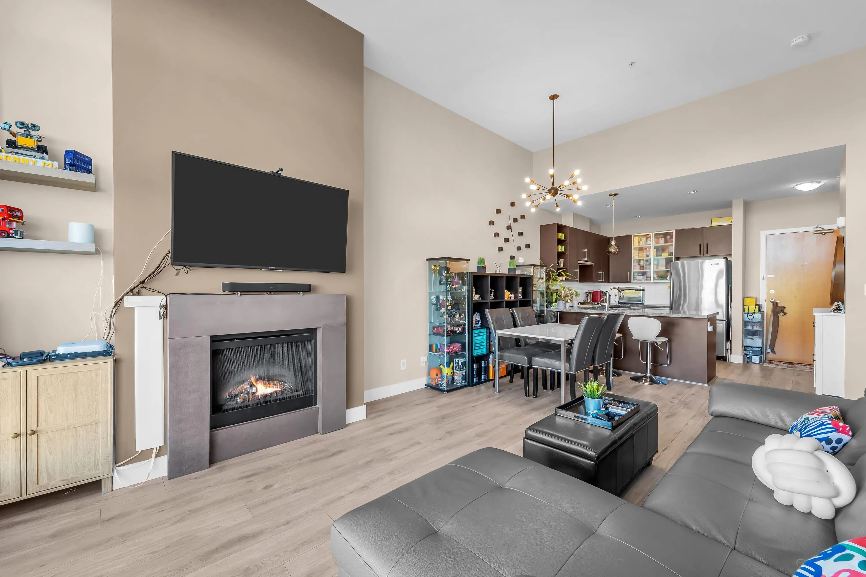 14100 Riverport Way #404