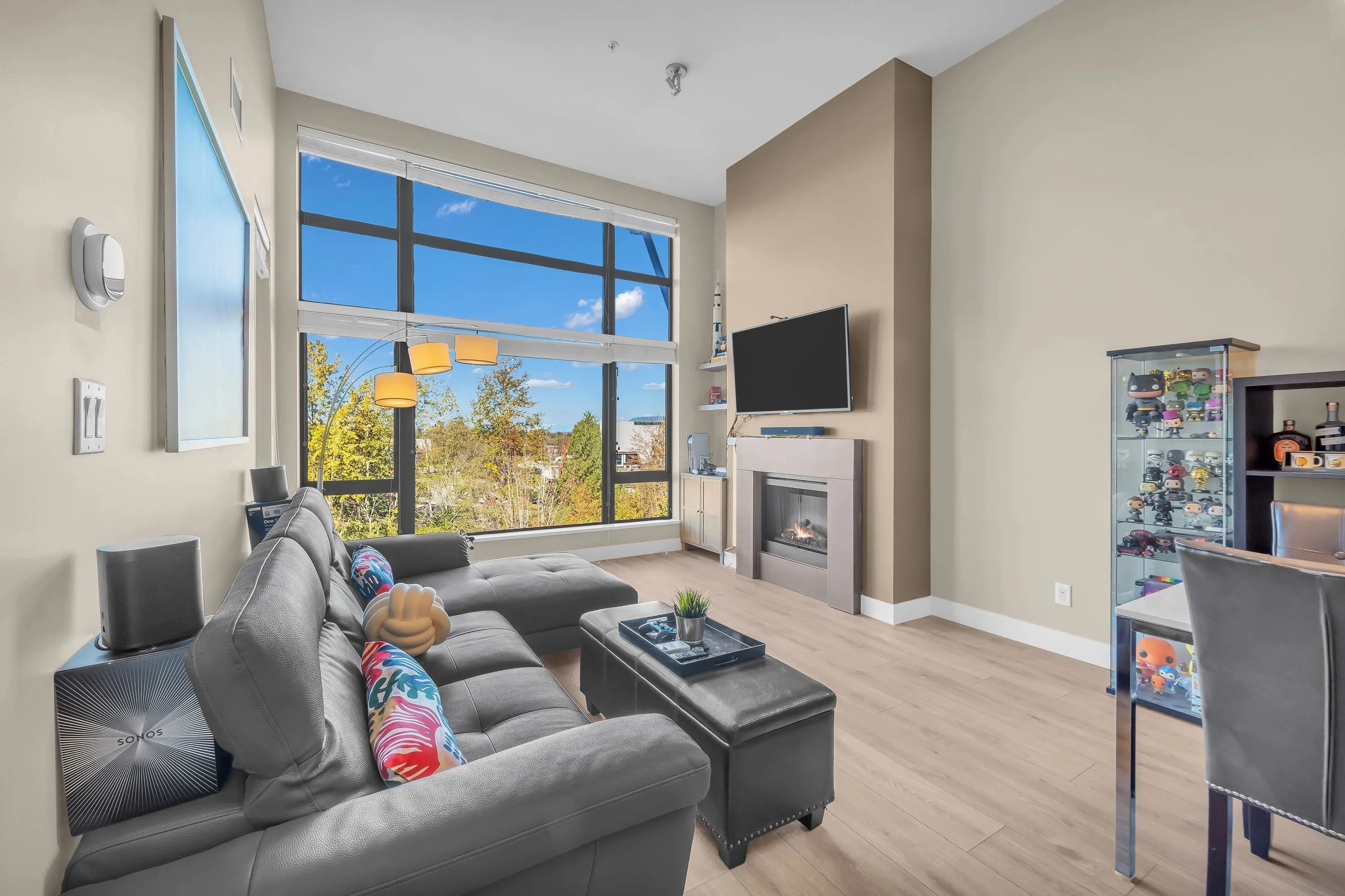 14100 Riverport Way #404