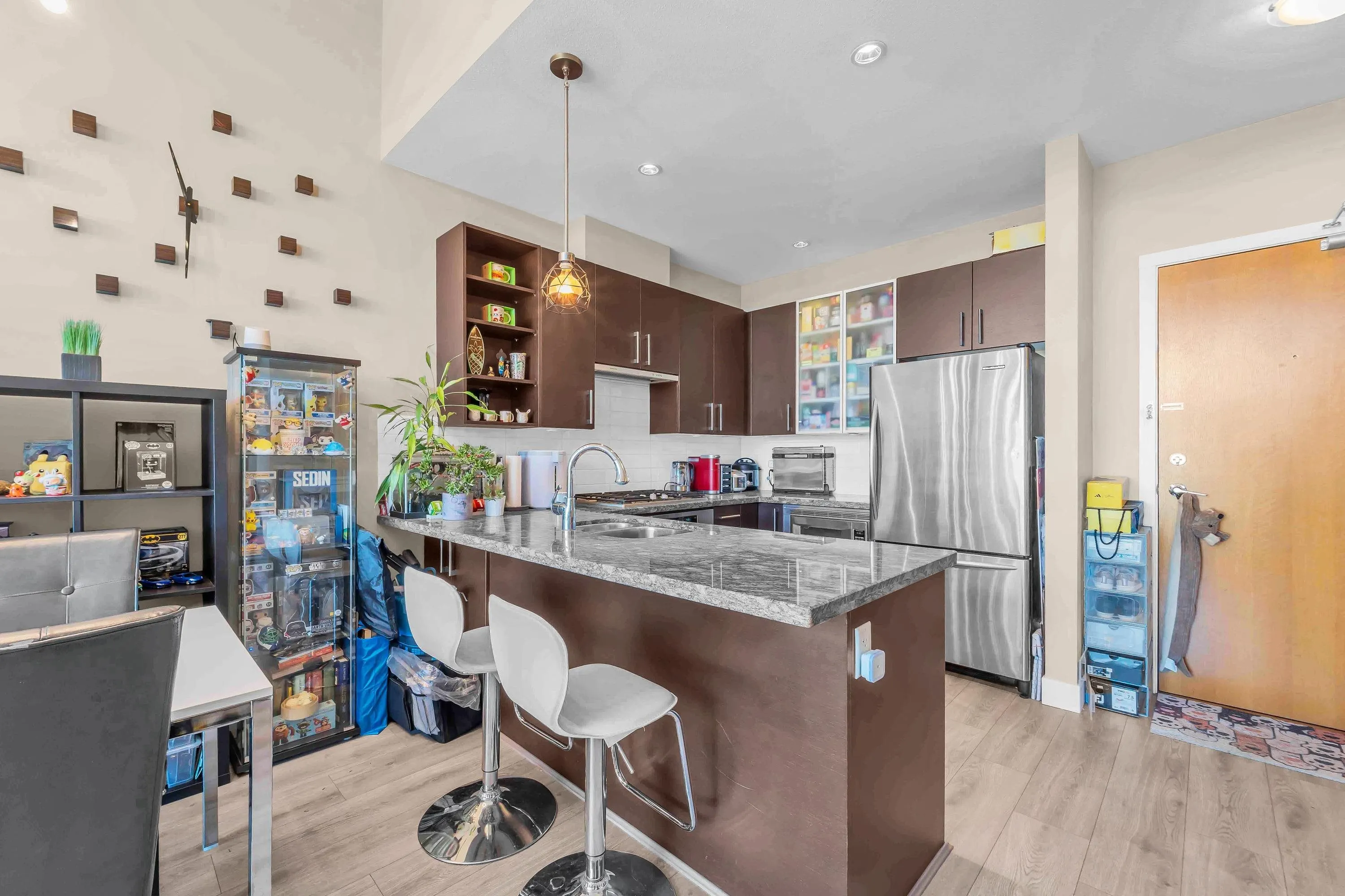 14100 Riverport Way #404