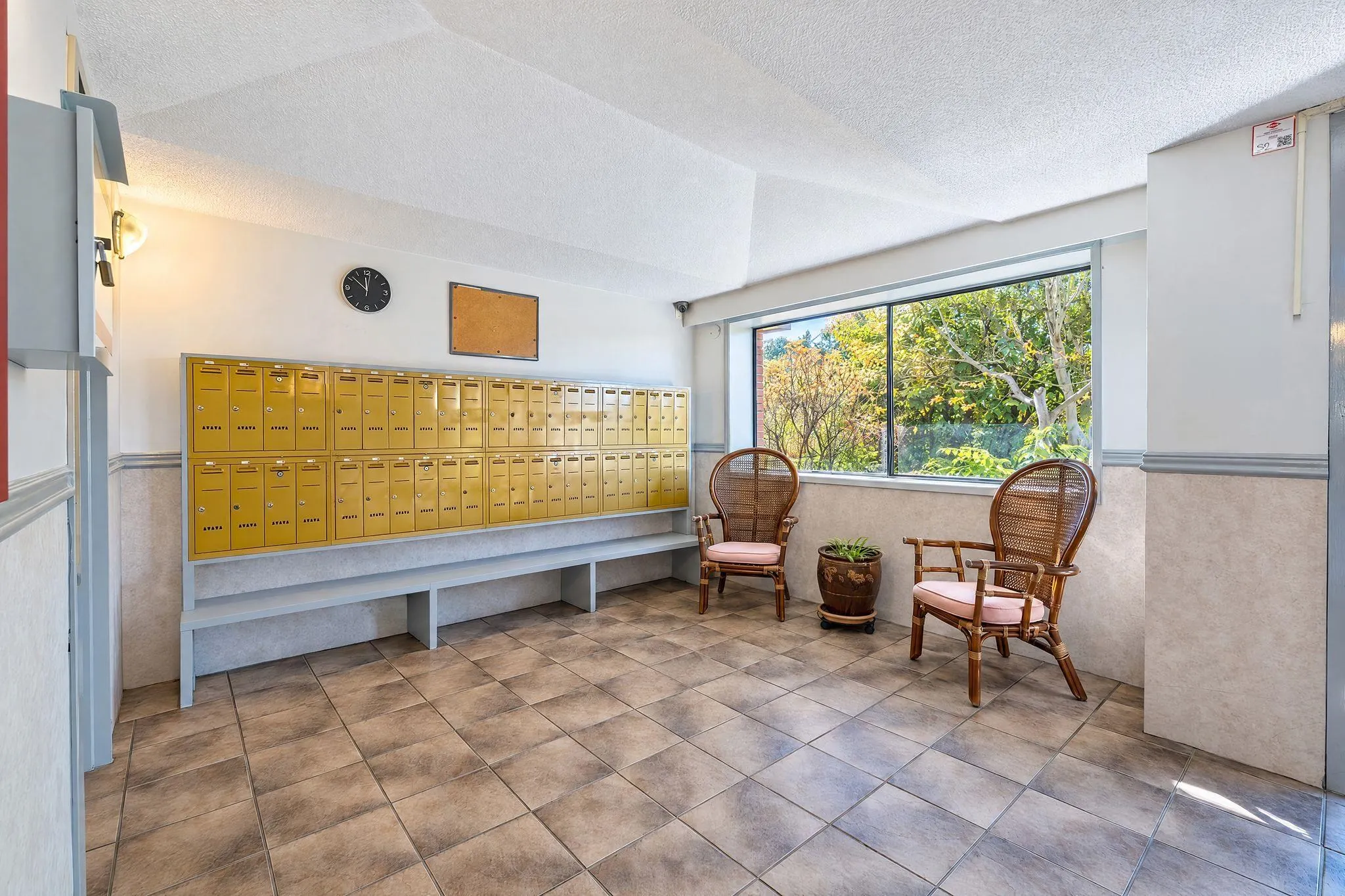 310 W 3rd Street #214