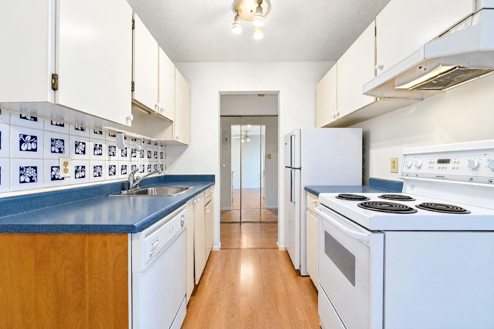 310 W 3rd Street #214
