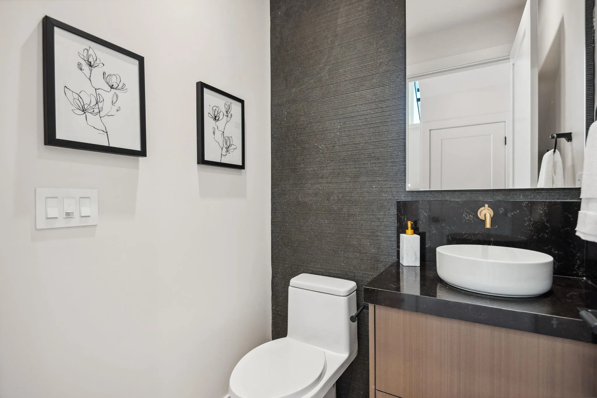 3620 W 20th Avenue #2