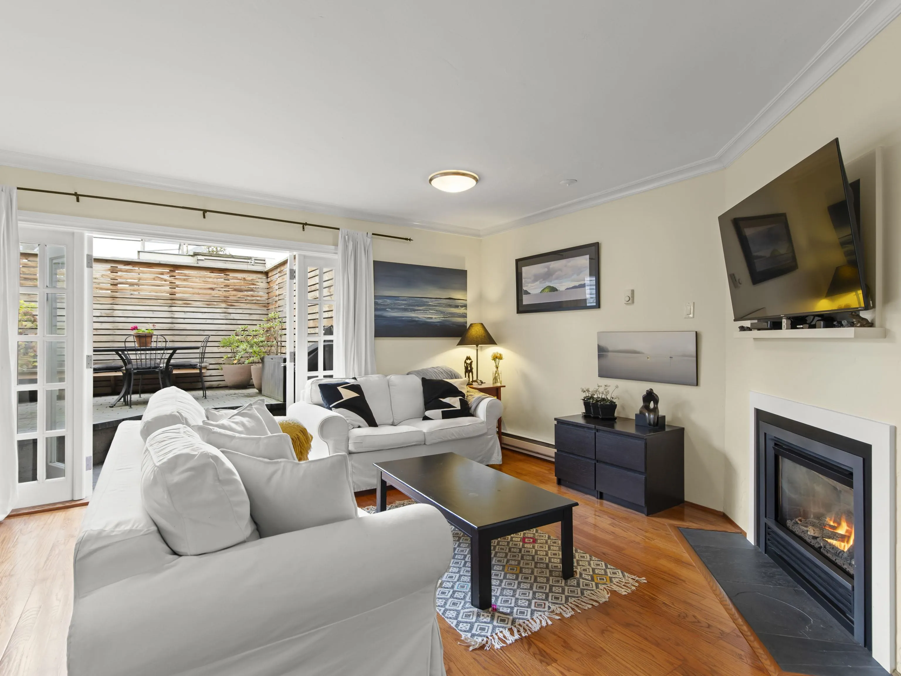 2535 York Avenue #101