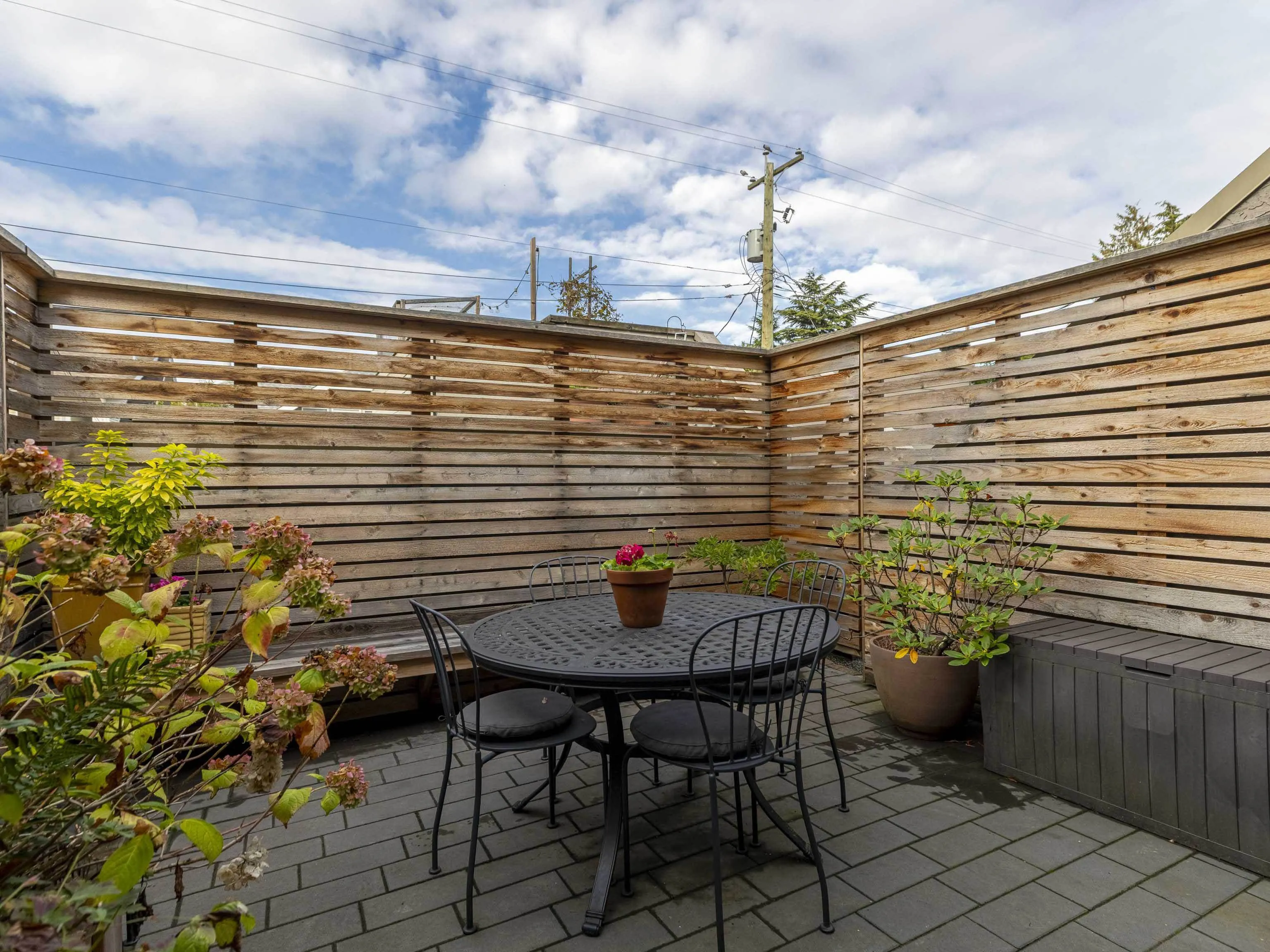 2535 York Avenue #101