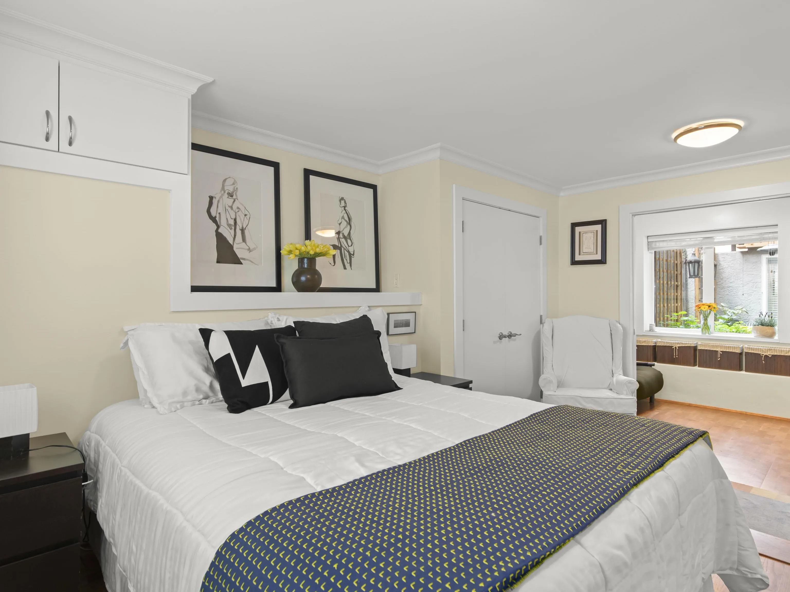 2535 York Avenue #101