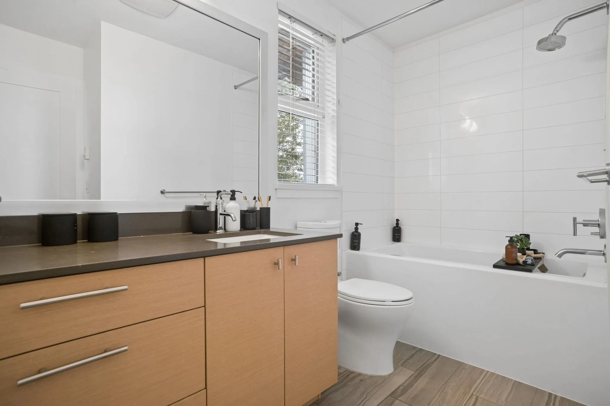 260 Ewen Avenue #202