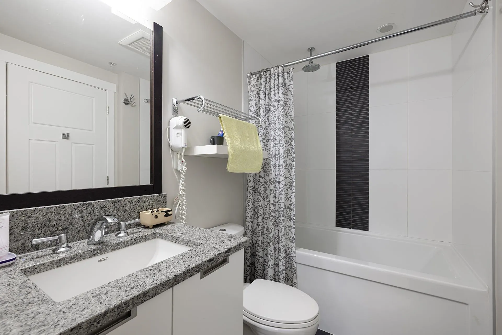 2968 Glen Drive #1606