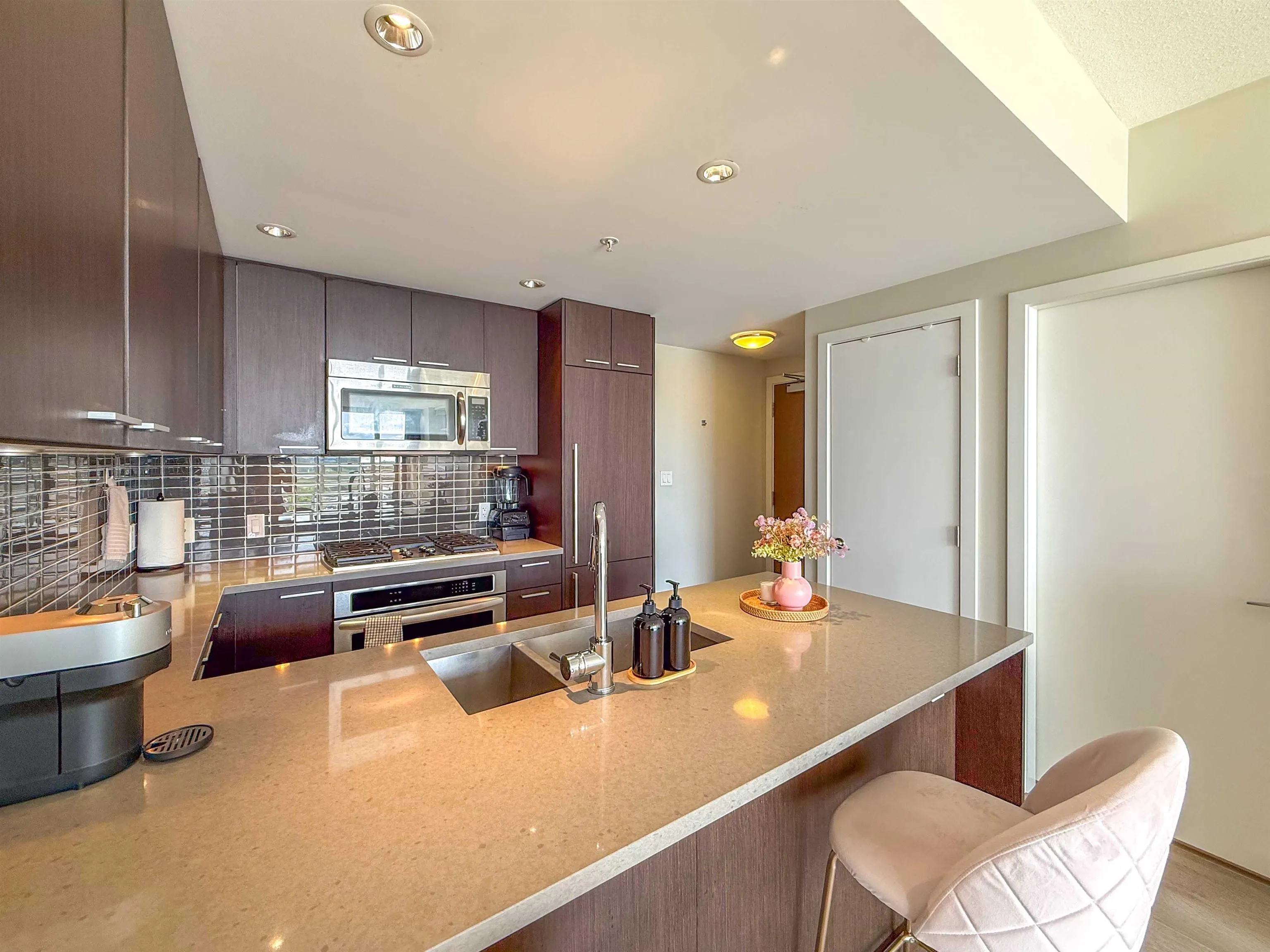 2975 Atlantic Avenue #705