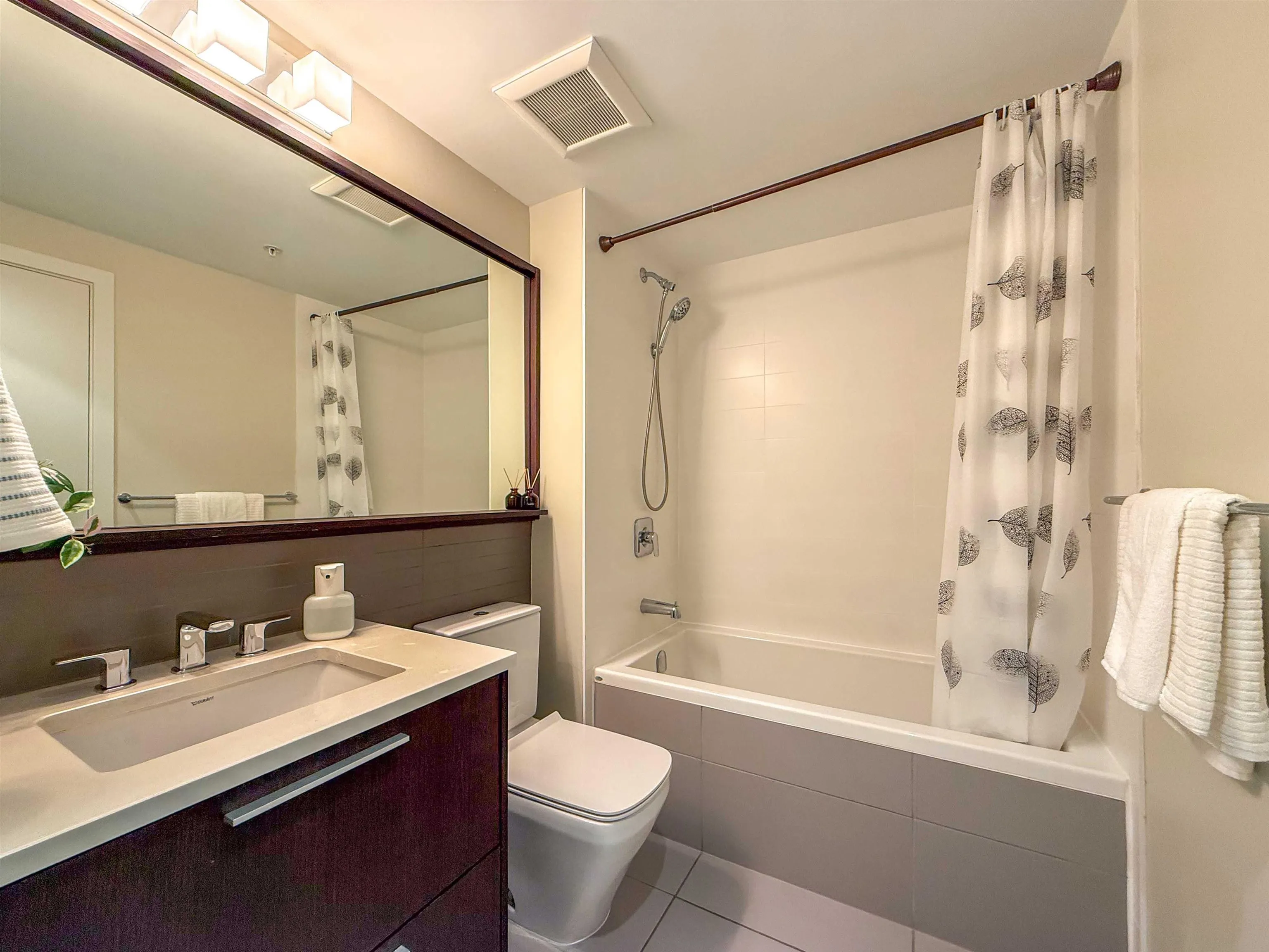 2975 Atlantic Avenue #705