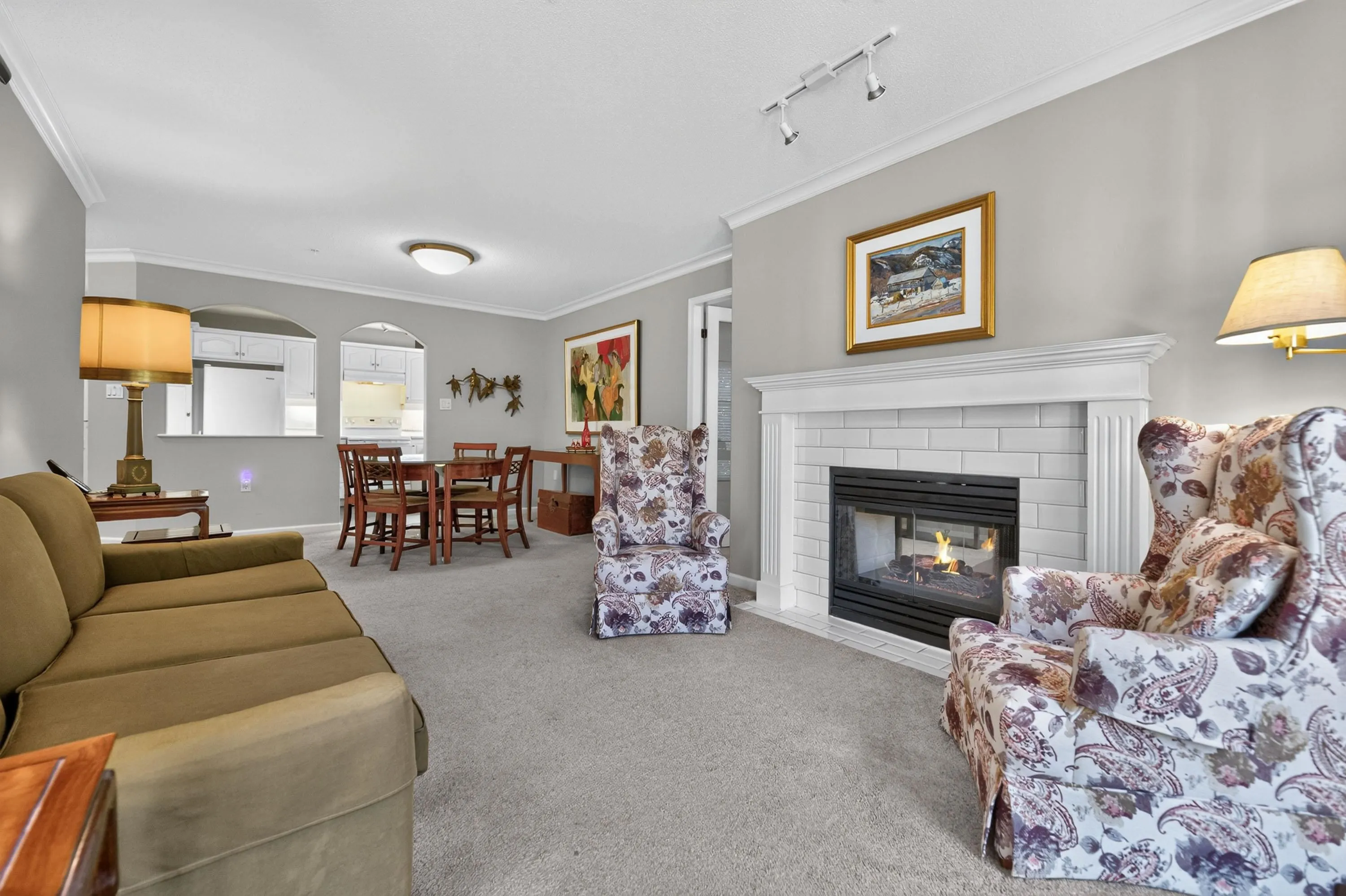 1929 154 Street #306