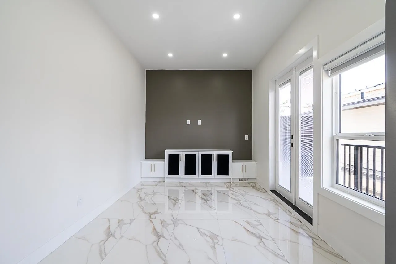 10721 157 Street #102