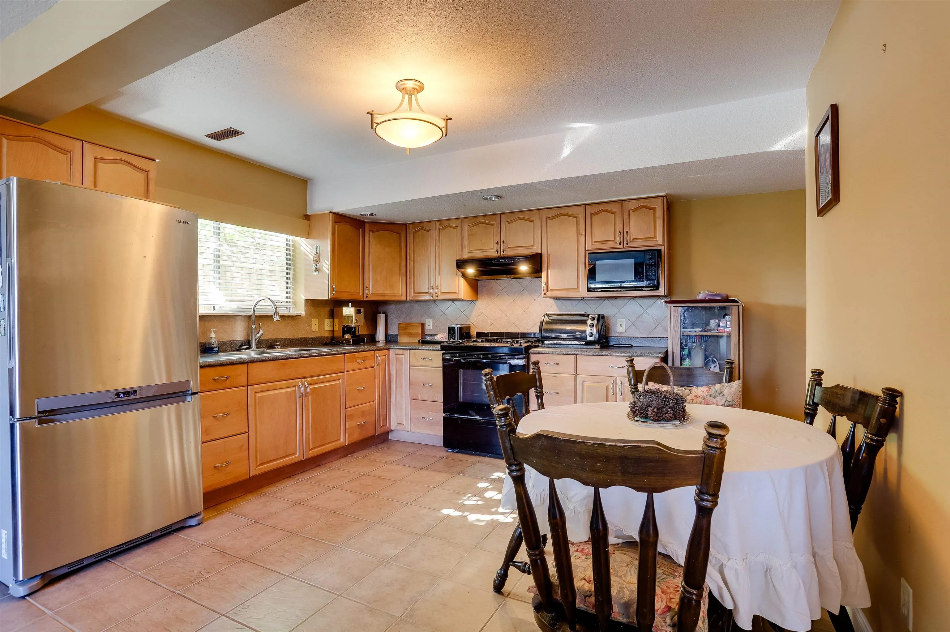 468 Cariboo Crescent