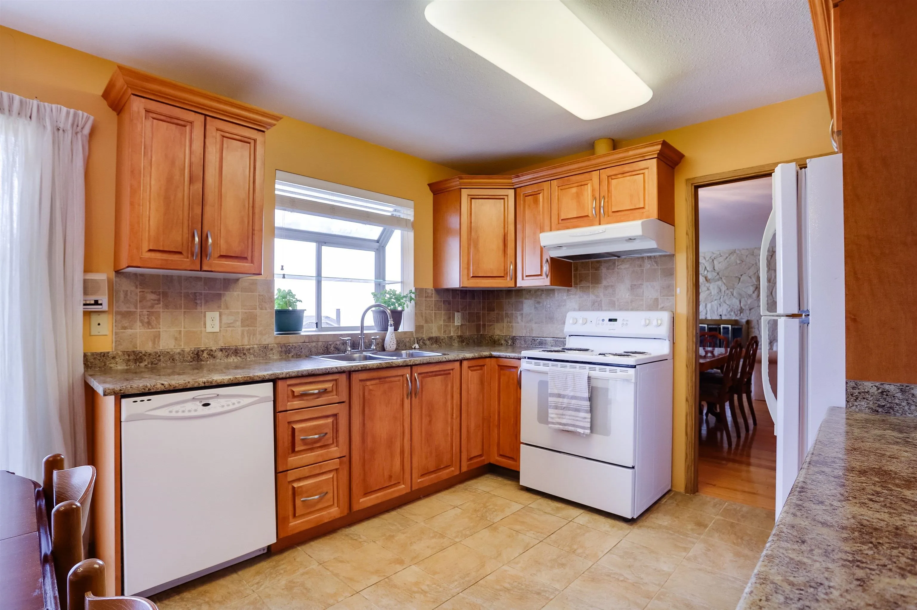 468 Cariboo Crescent