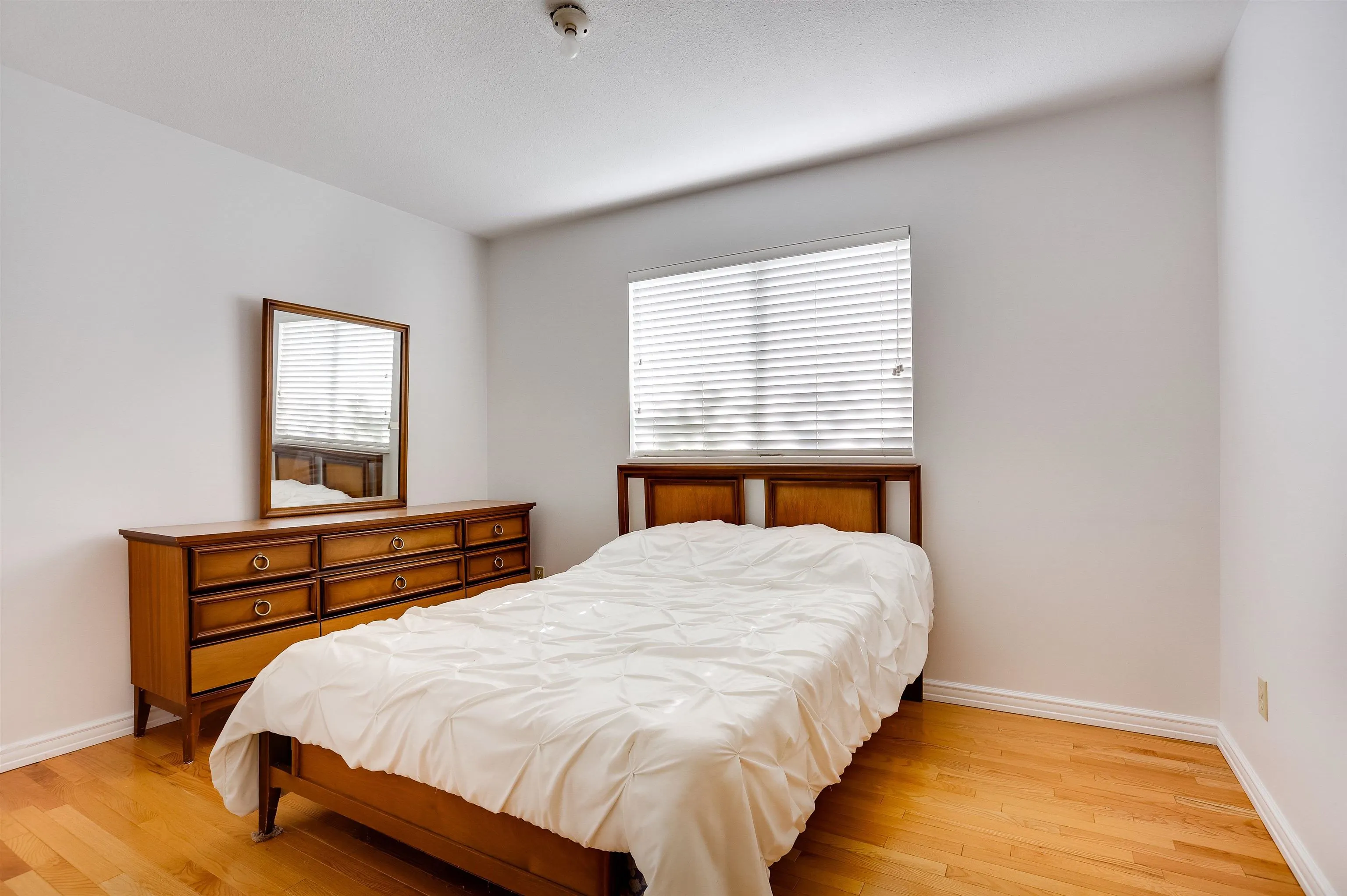 468 Cariboo Crescent