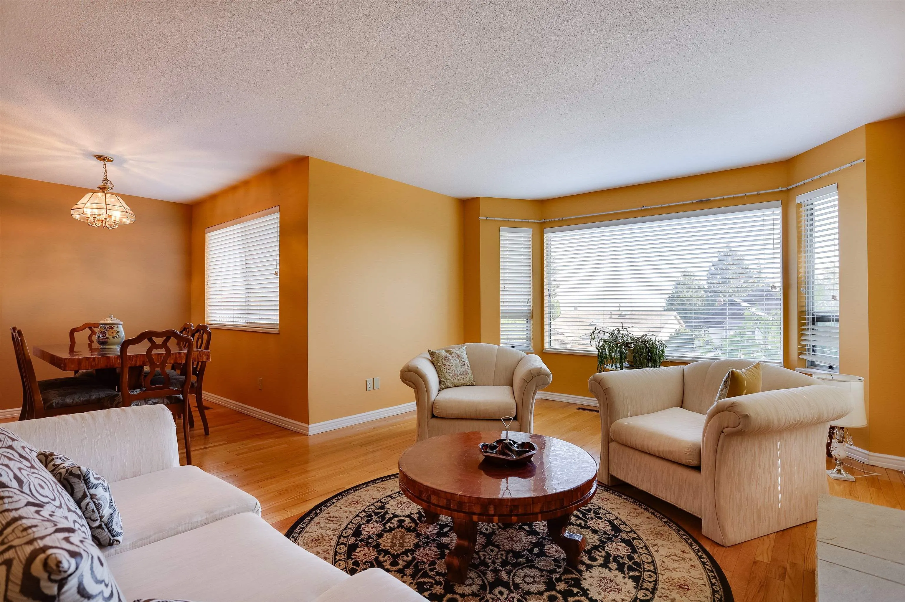 468 Cariboo Crescent