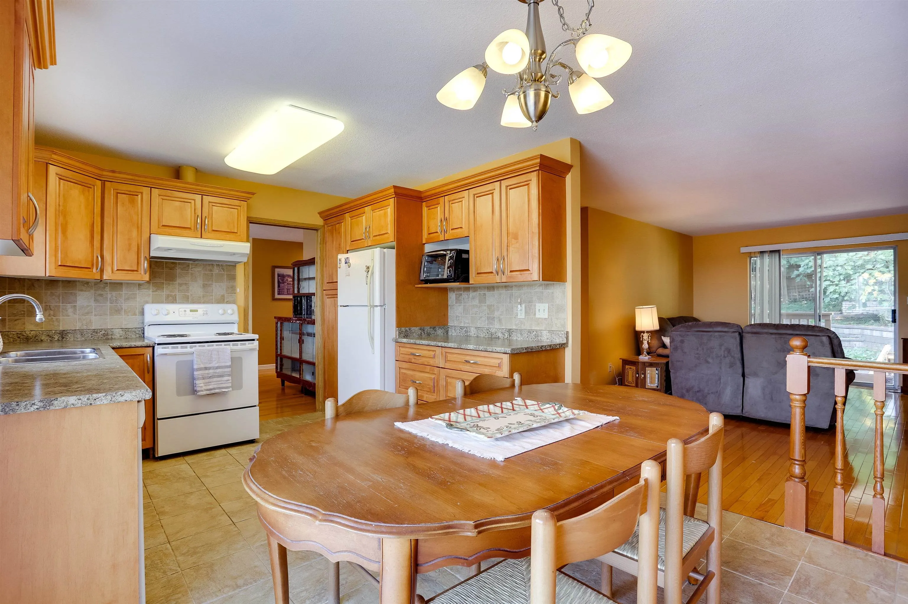 468 Cariboo Crescent