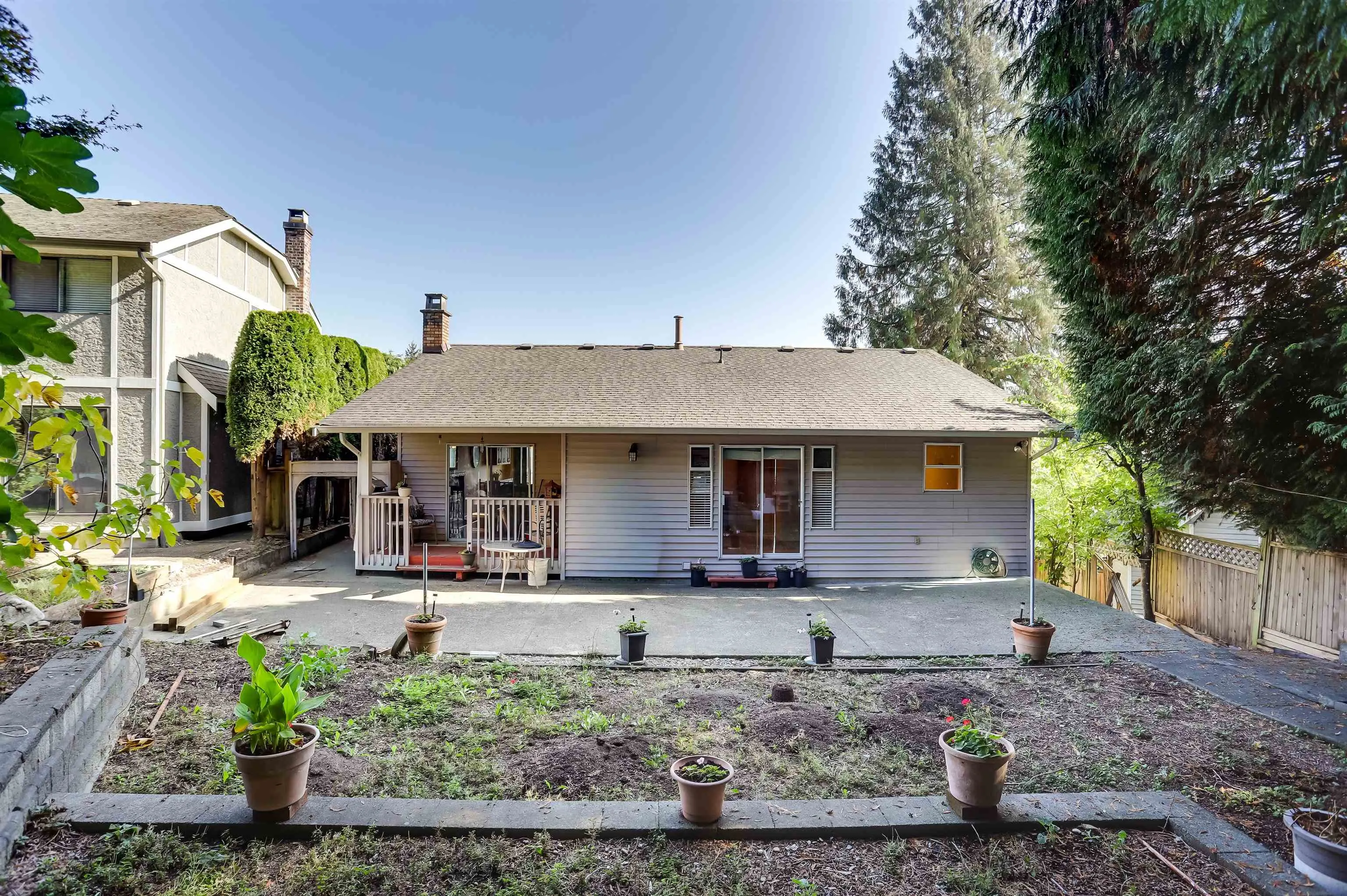 468 Cariboo Crescent