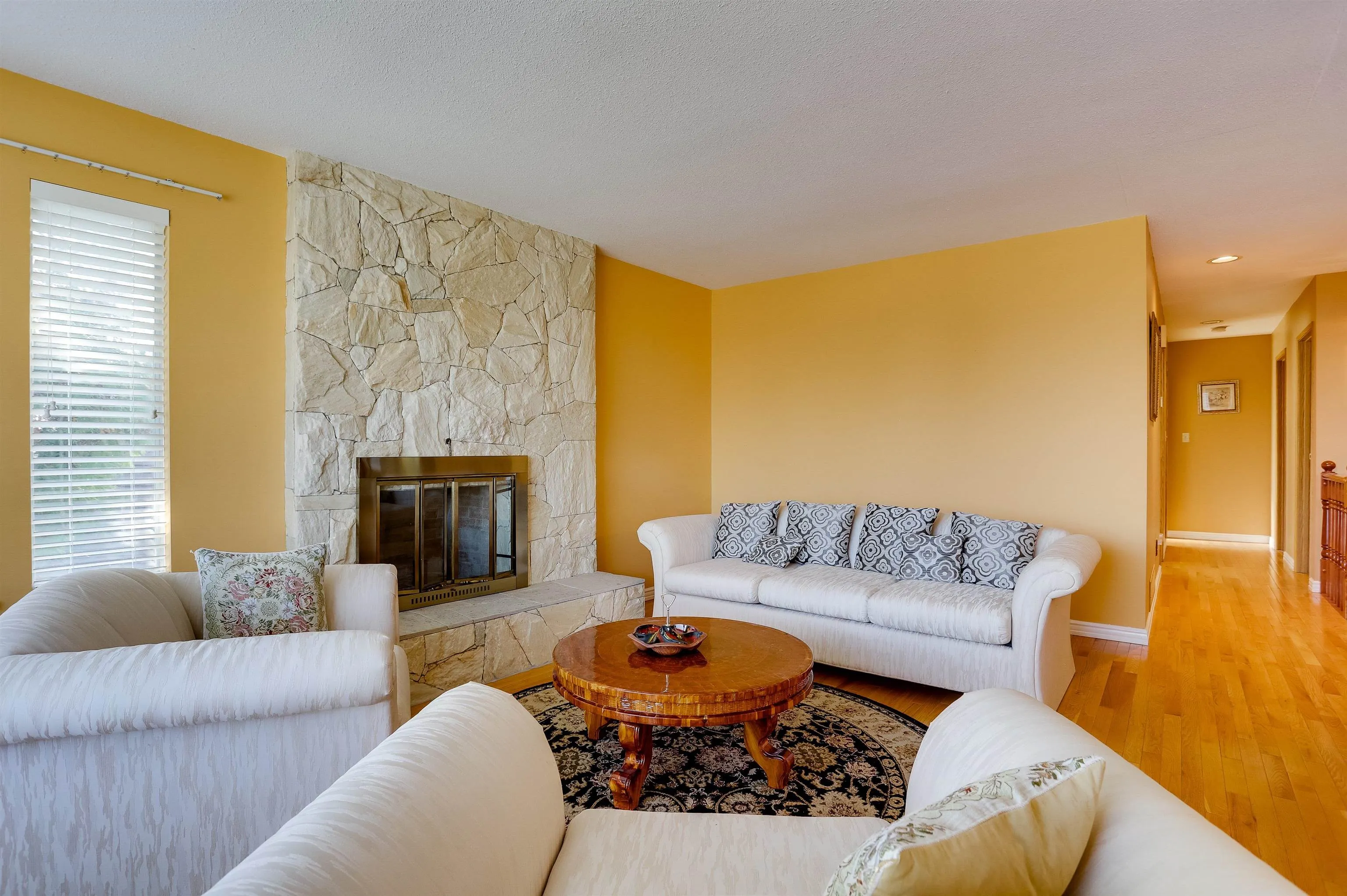 468 Cariboo Crescent