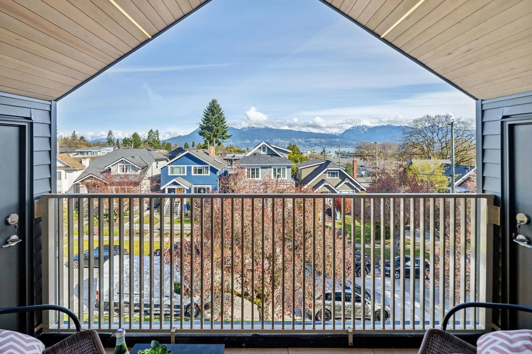3642 W 20th Avenue #1