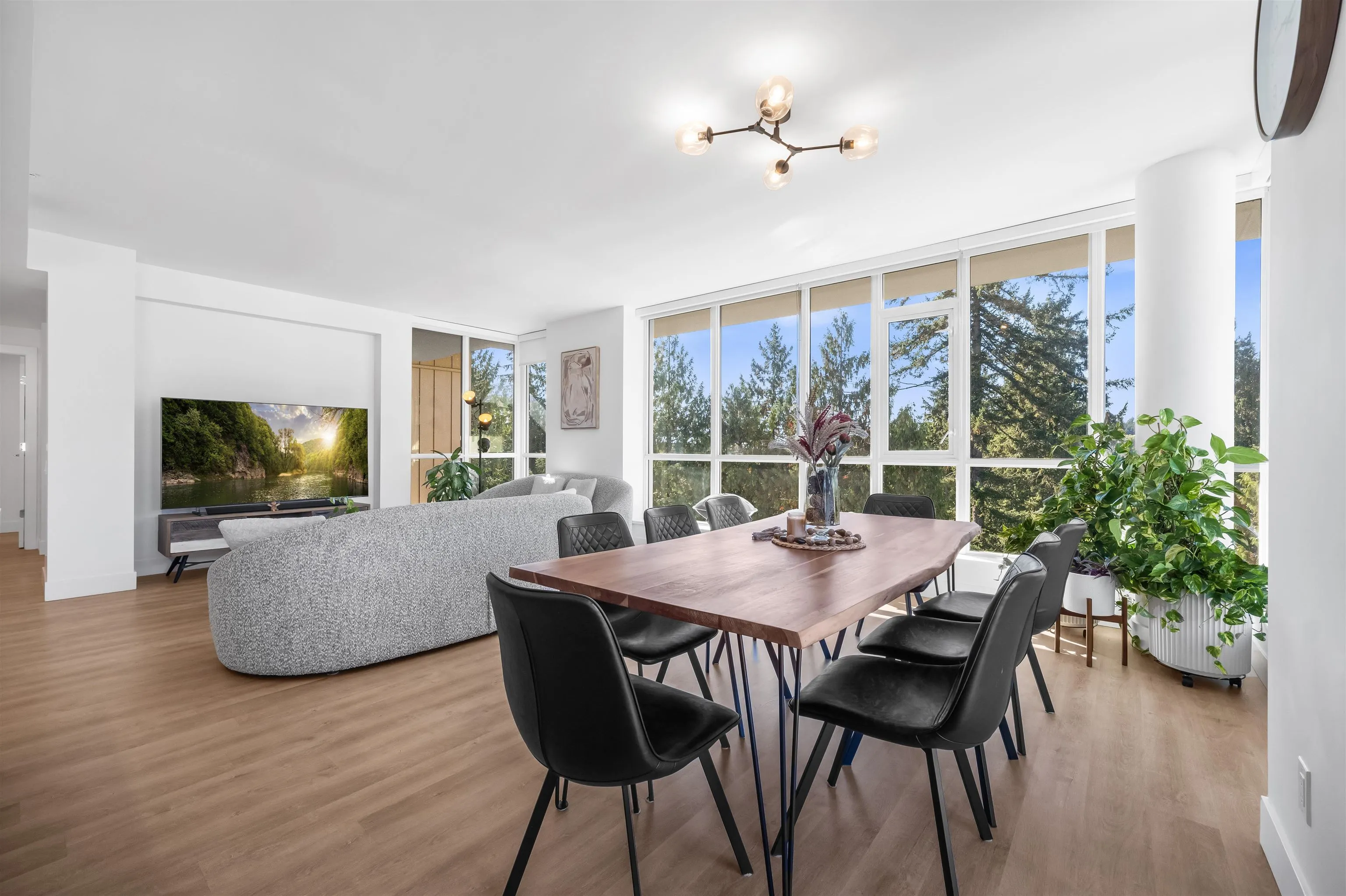 2325 Emery Court #1101