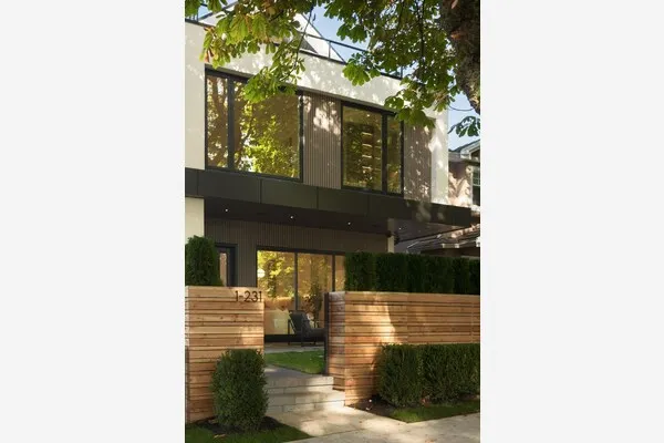 231 E 39th Avenue #1
