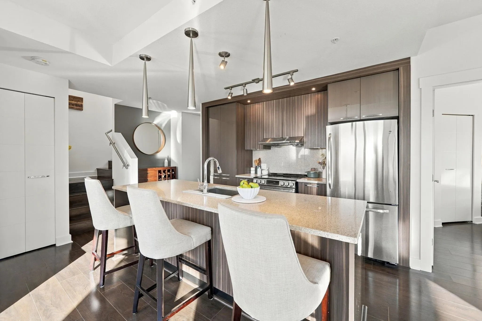 733 W 14th Street #409