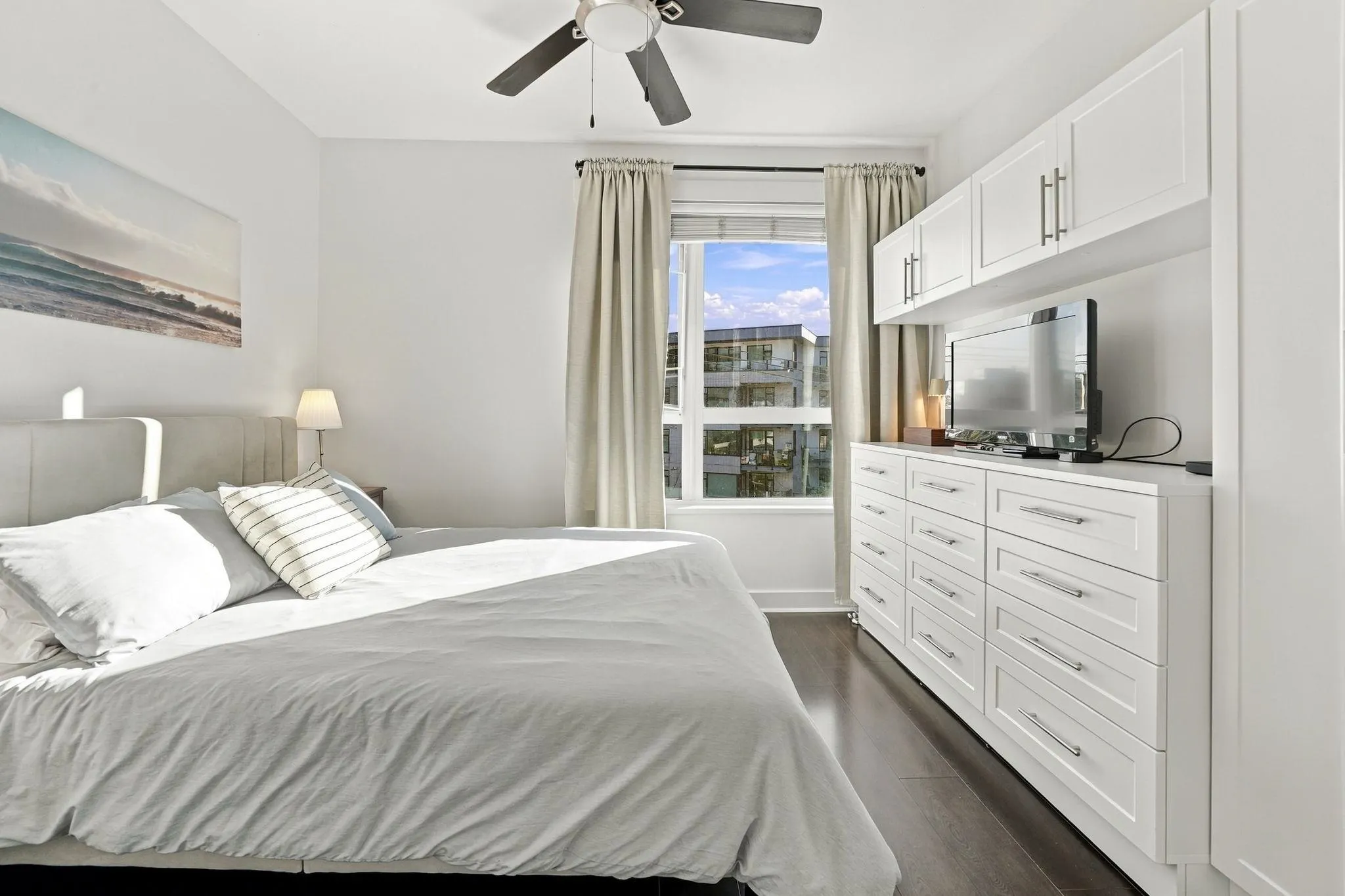 733 W 14th Street #409