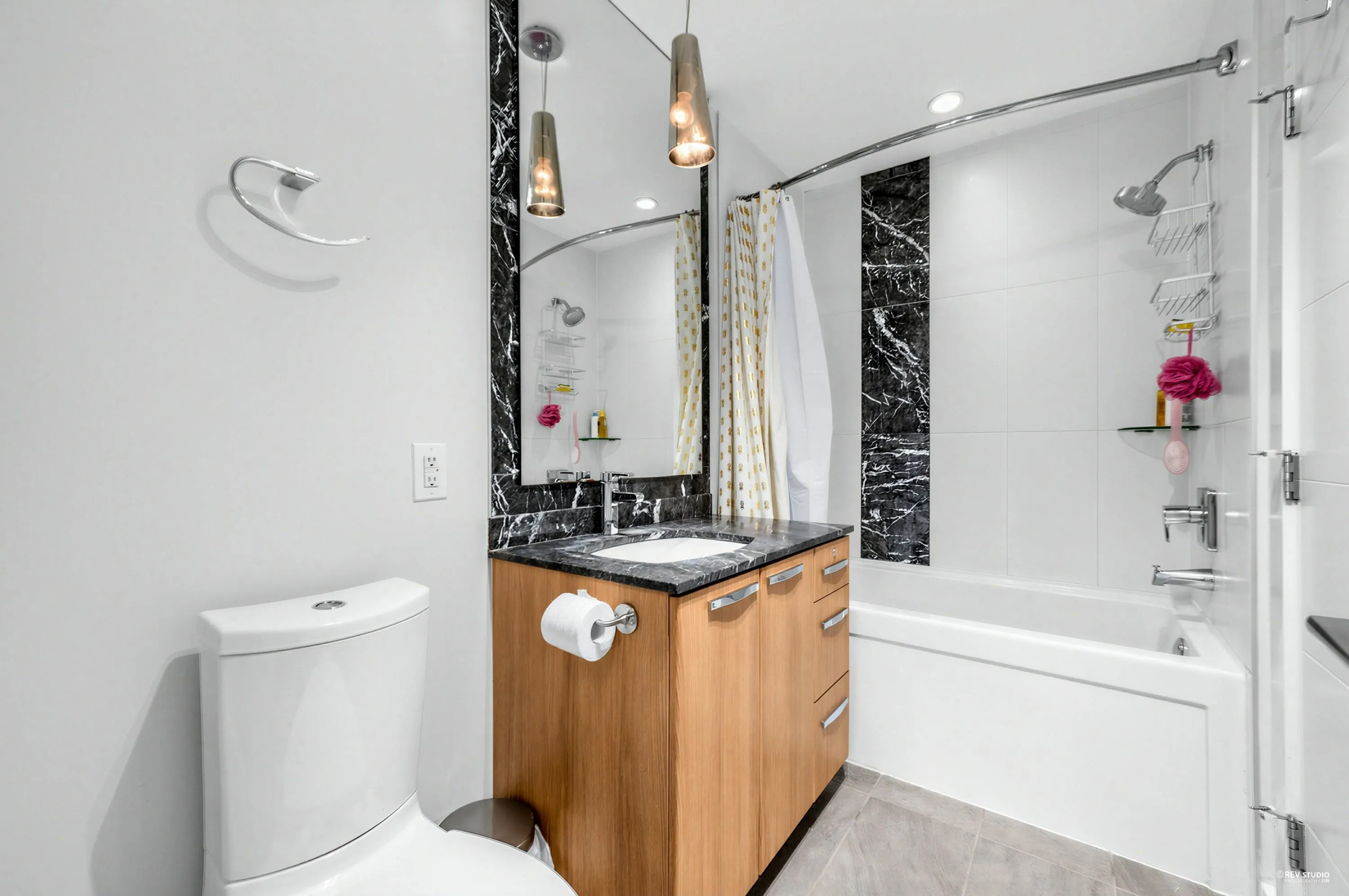 733 W 14th Street #307