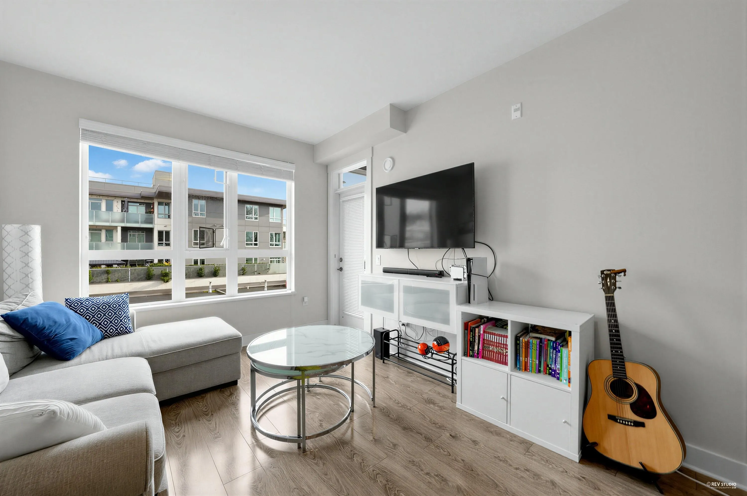 733 W 14th Street #307