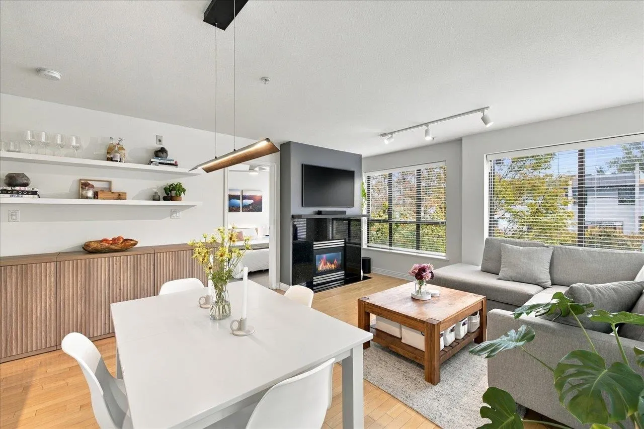 2015 Trafalgar Street #303