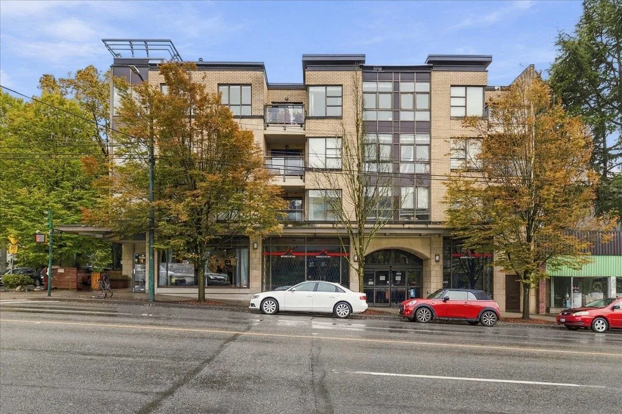 2015 Trafalgar Street #303
