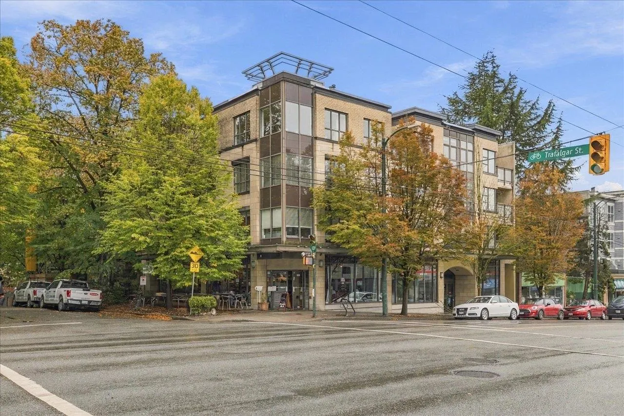 2015 Trafalgar Street #303